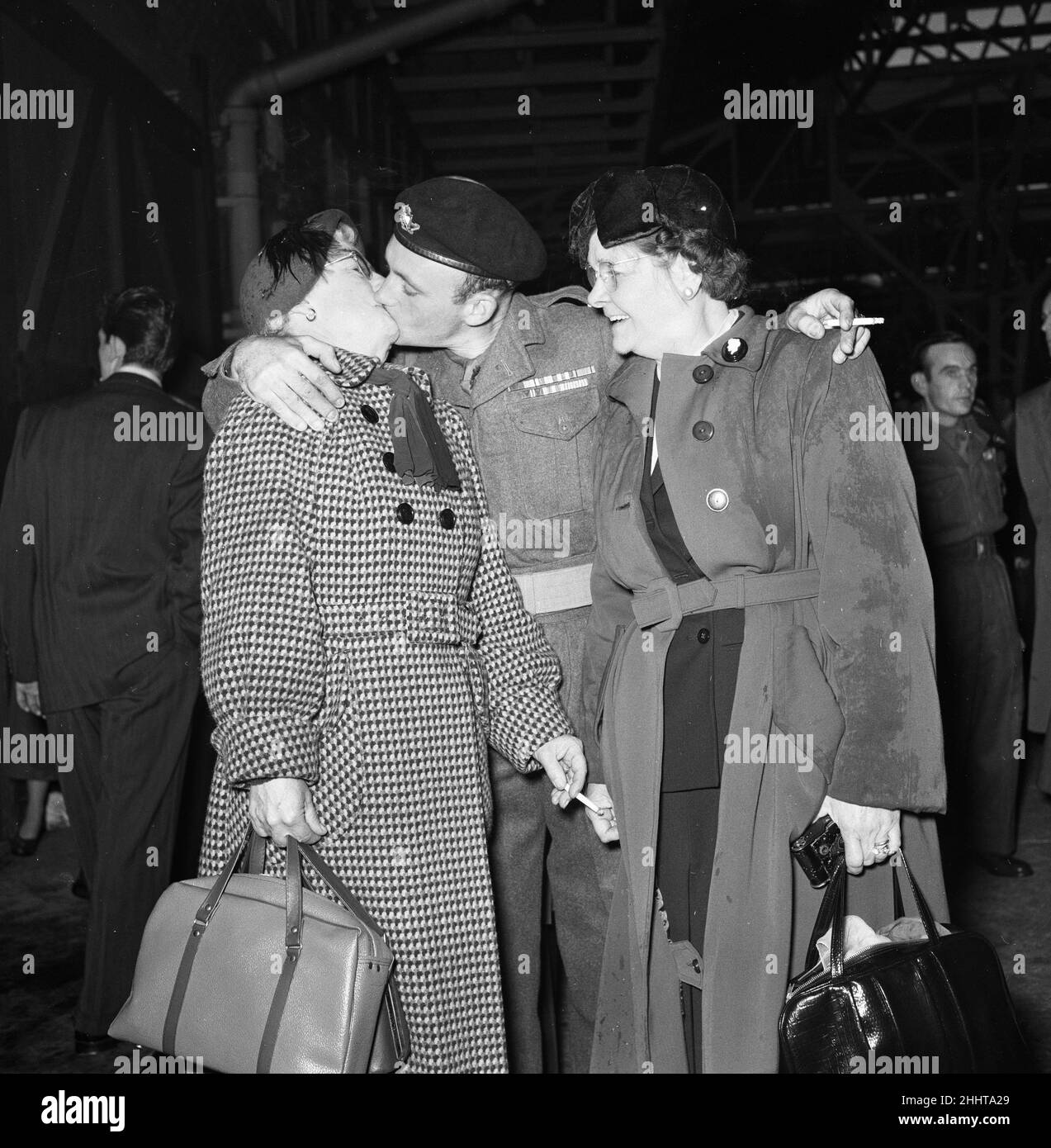 British Prisoners of war released from Korea, pictured on their return ...