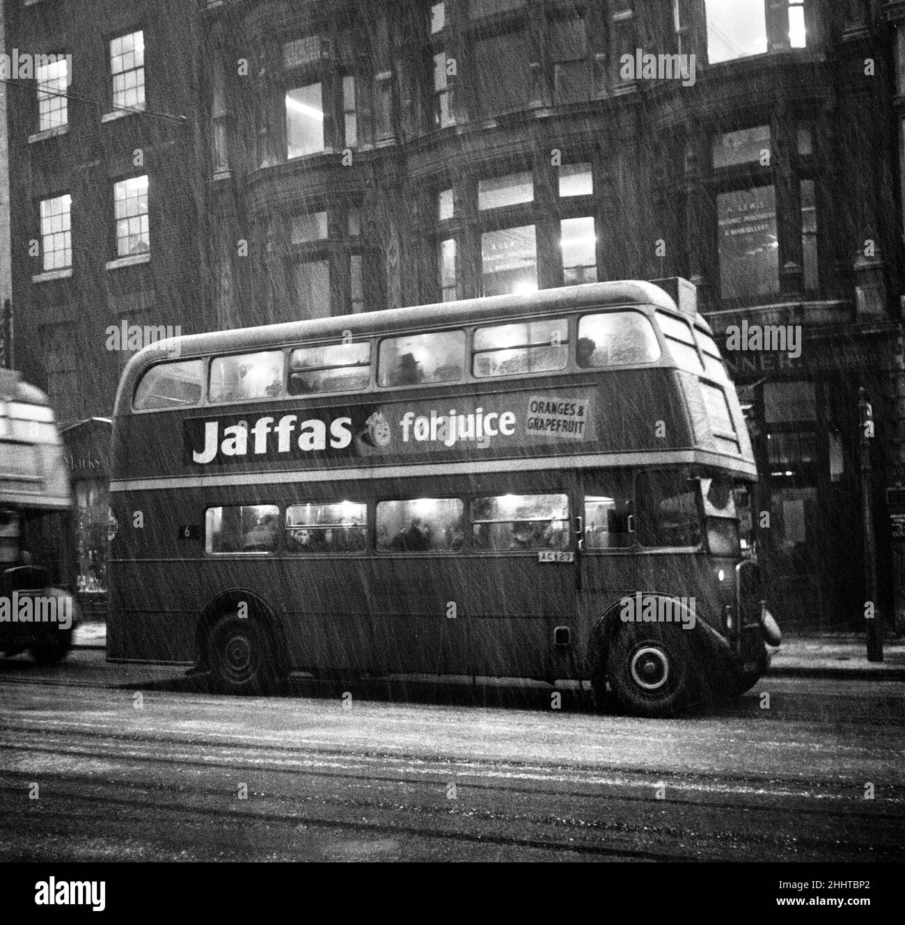 1950s london routemaster bus hi-res stock photography and images - Alamy