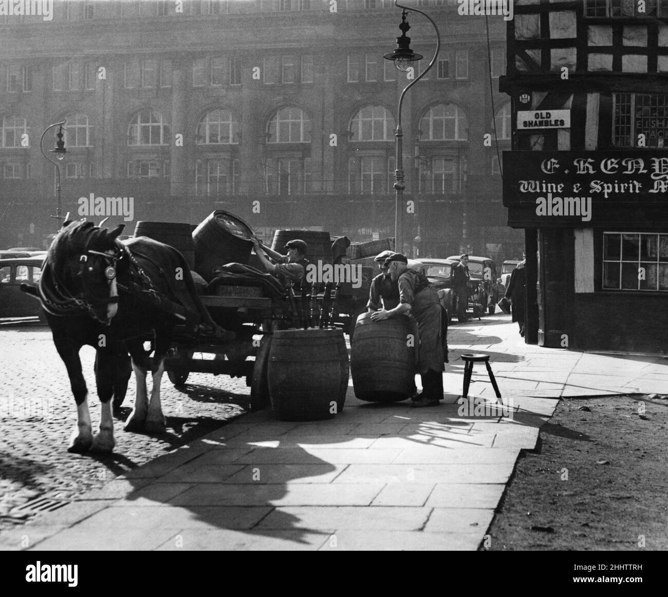 Beer delivery for the Old Shambles, Manchester, October 12th 1951 Stock ...