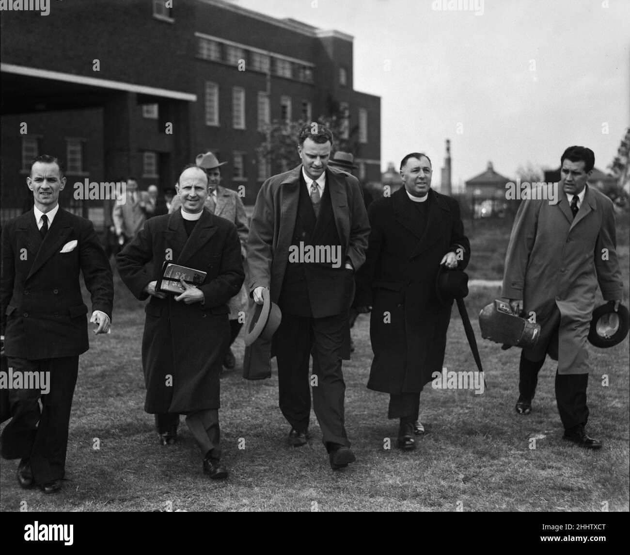 American evangelist Billy Graham visits Dagenham in Essex to give a speech during his visit to England.  15th May 1955. Stock Photo