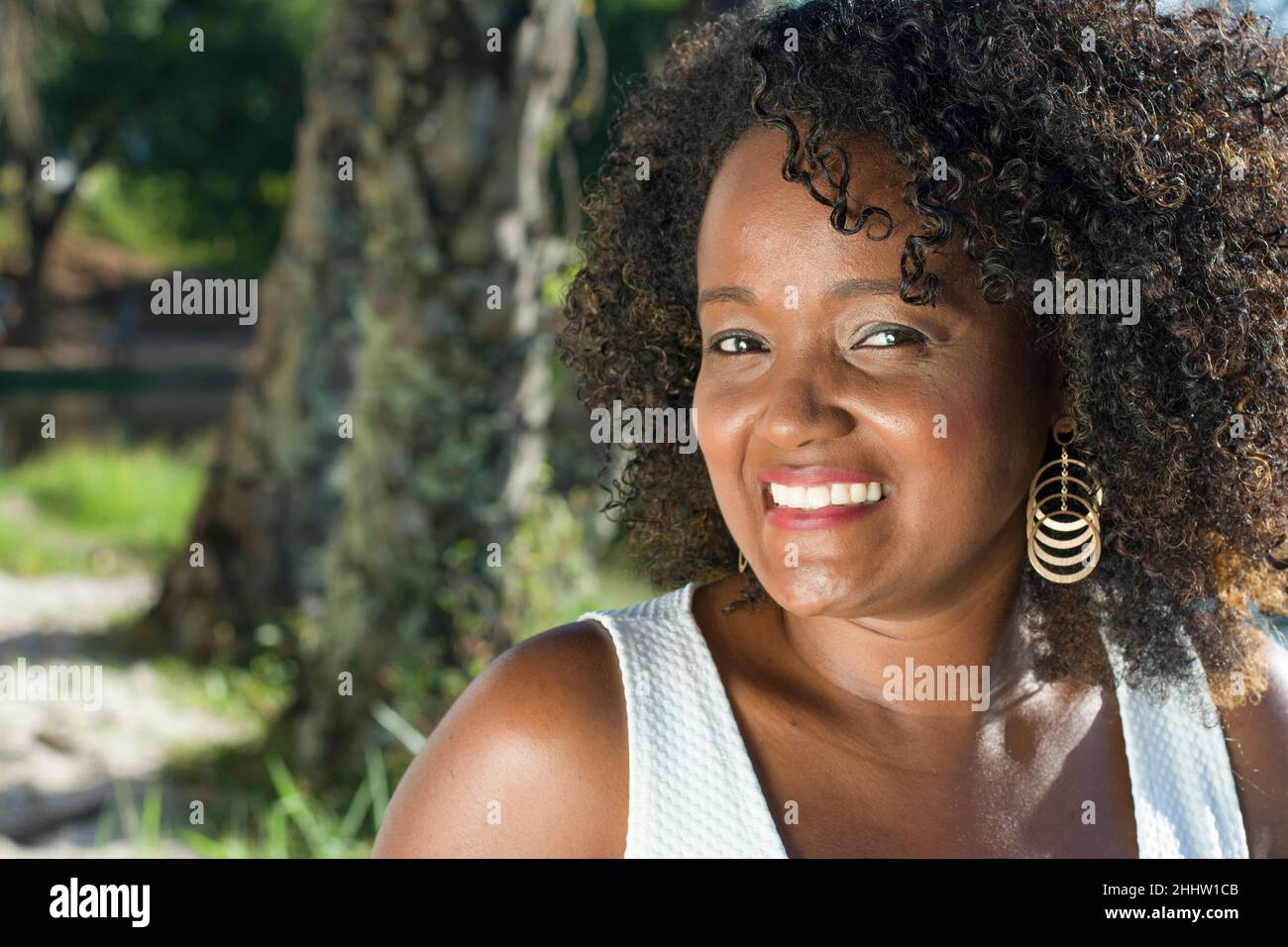 African female model hi-res stock photography and images - Alamy