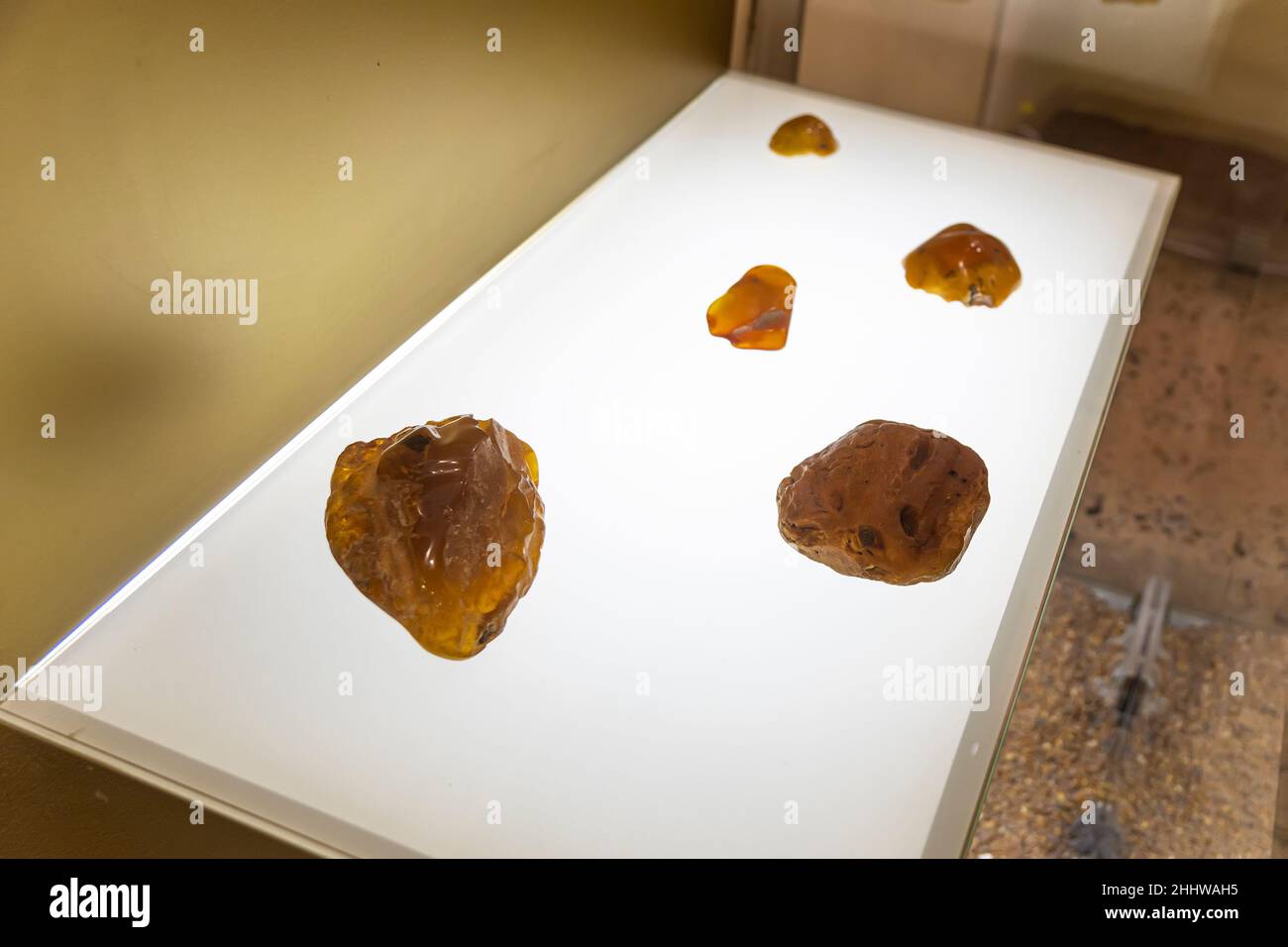Big amber stone hi-res stock photography and images - Alamy