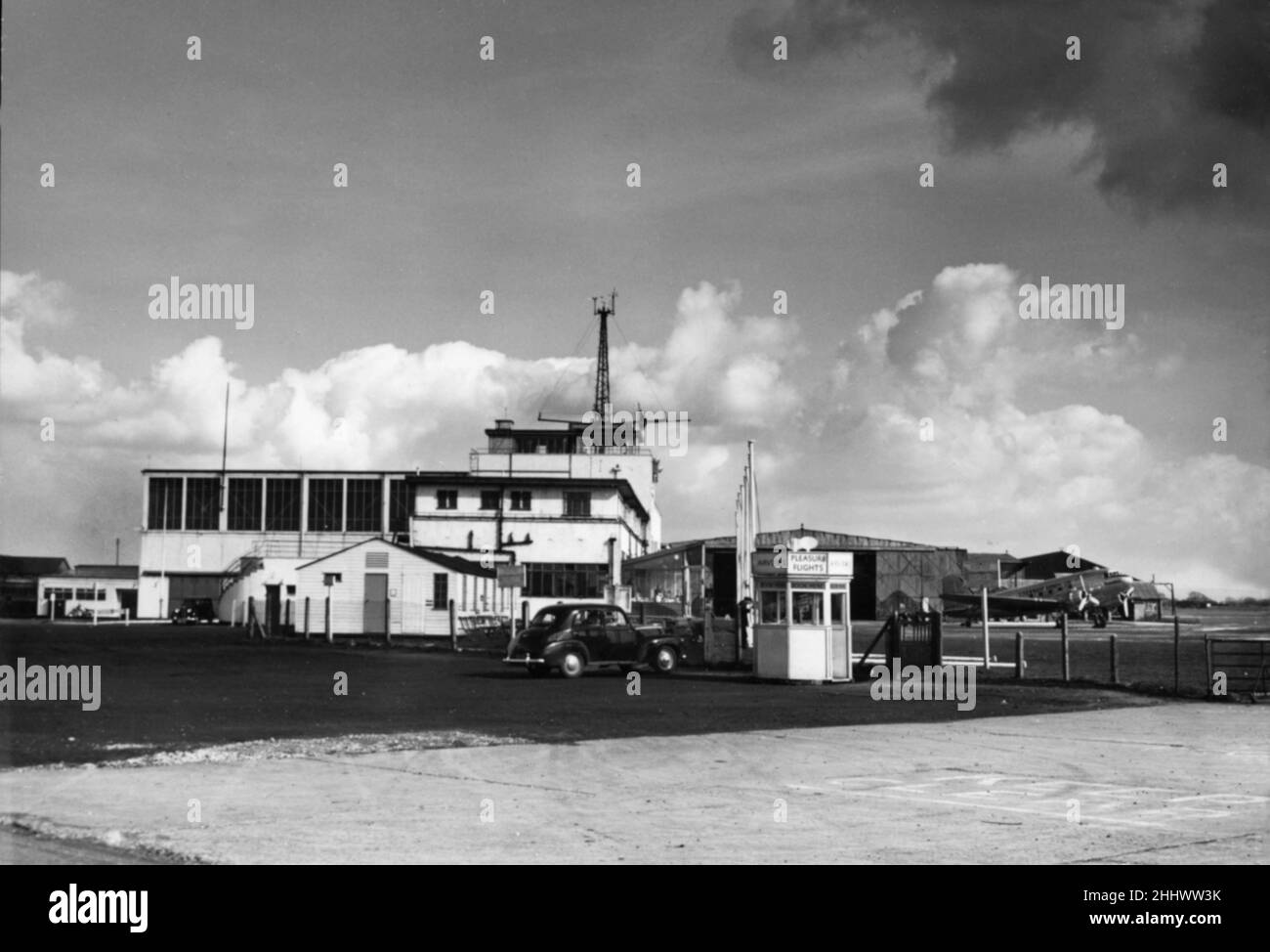 The control tower at Manchester Ringway Airport, 10th April 1950. Stock Photo