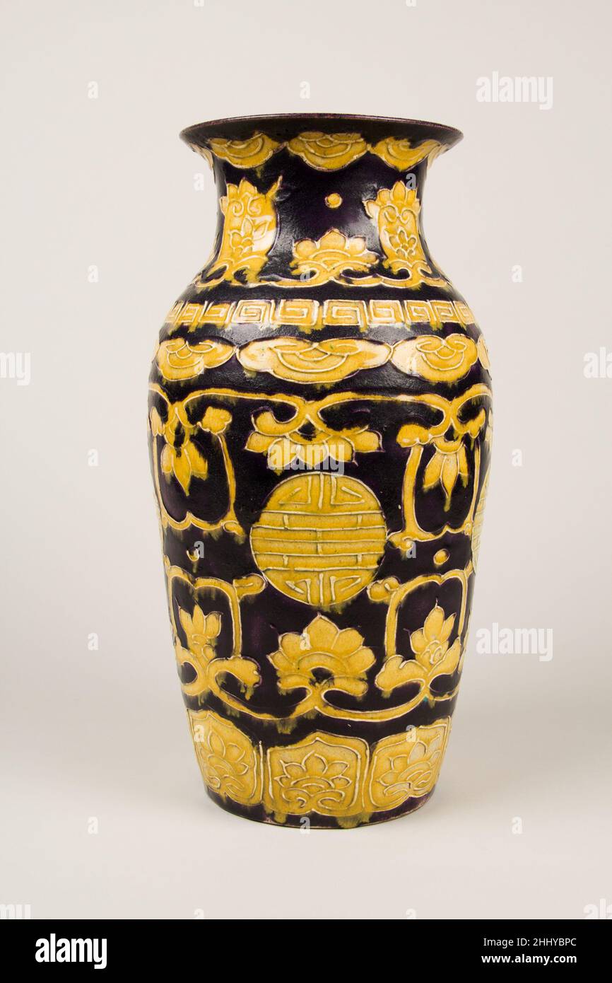 Jar 19th century Bukkadō Japanese. Jar 47958 Stock Photo - Alamy