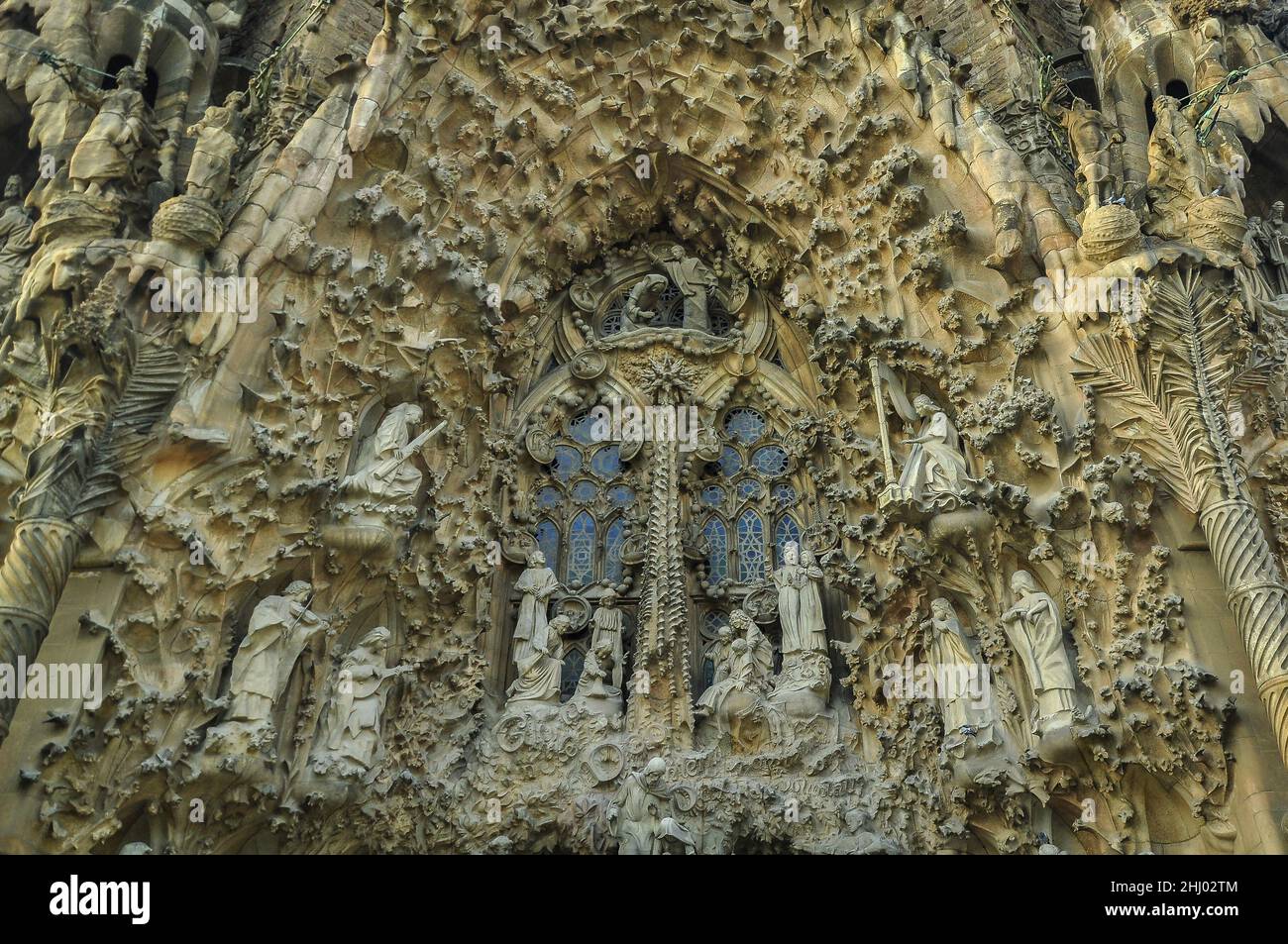 Sculptures made by Etsuro Sotoo on the Nativity façade of the Sagrada Familia basilica (Barcelona, Catalonia, Spain) ESP: Esculturas de Etsuro Sotoo Stock Photo