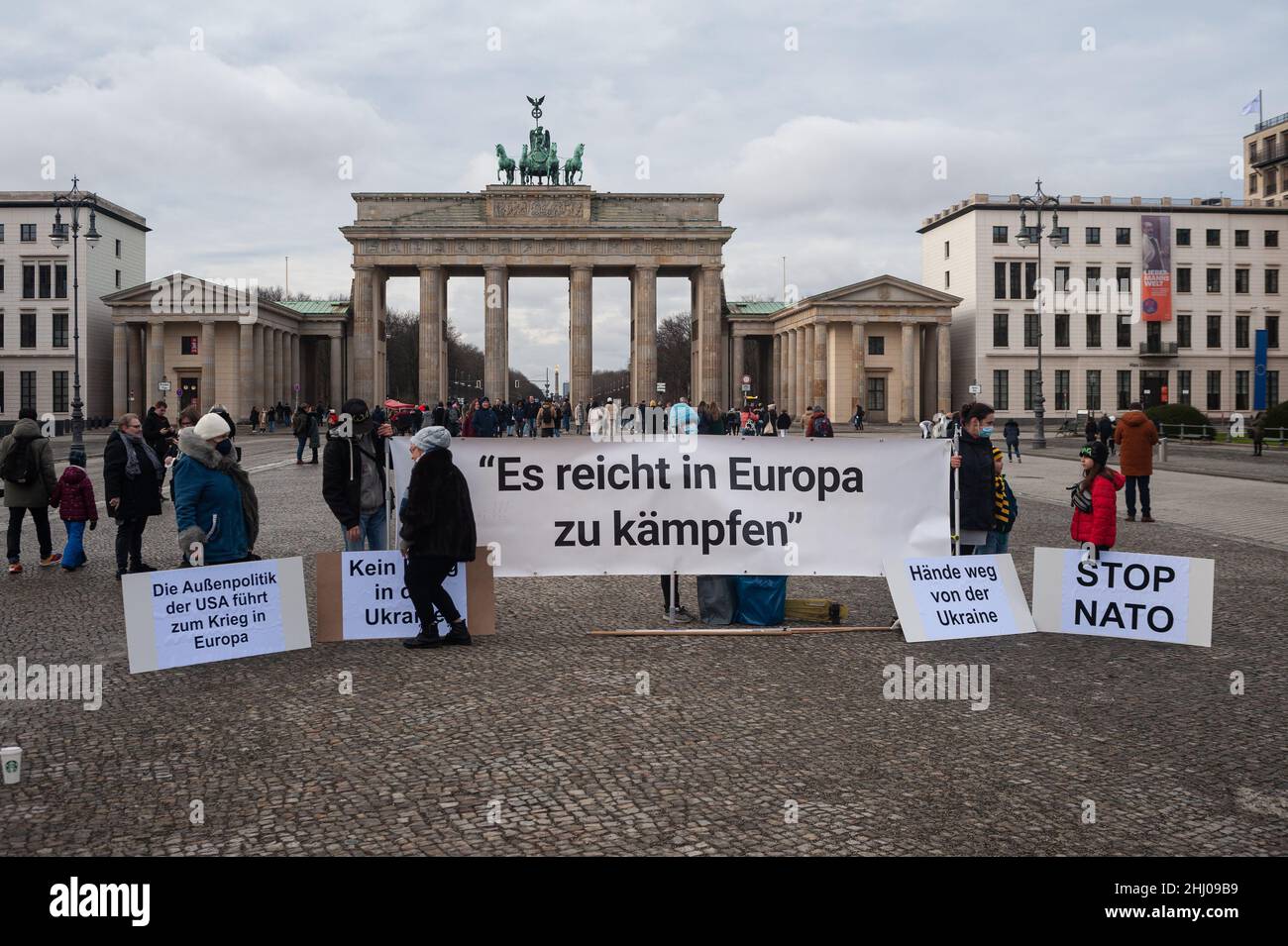 22.01.2022, Berlin, Germany, Europe - Protesters at the Brandenburg Gate in Mitte district demand peace and democracy in the Ukraine. Stock Photo