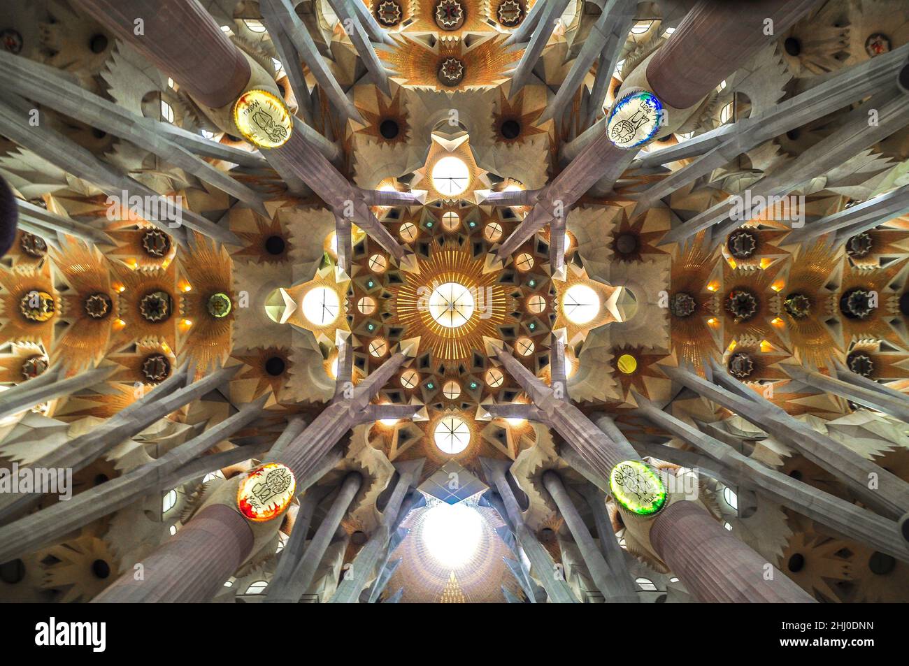 sagrada-familia-crossing-the-sagrada-familia-antoni-gaud-s