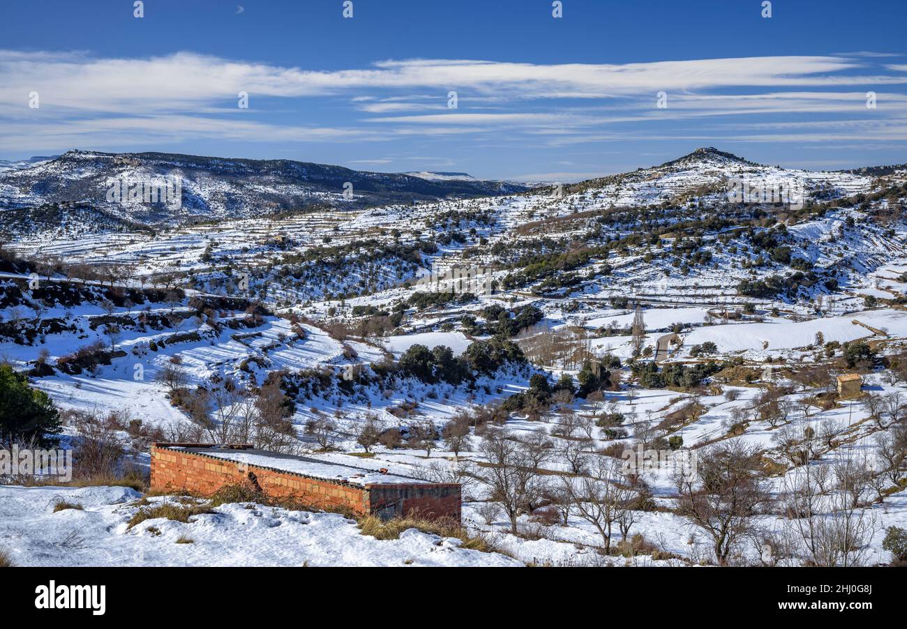 Snowy region of Els Ports (Los Puertos) in winter, near Morella (province of Castellón, Valencian Community, Spain) ESP: Región de Els Ports nevada Stock Photo
