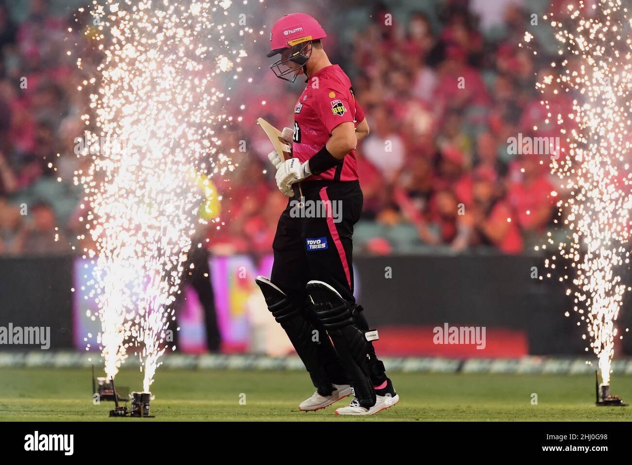Sydney, Australia, 26 January, 2022. Hayden Kerr of the Sixers walking on to bat during the Big Bash League Challenger cricket match between Sydney Sixers and Adelaide Strikers at The Sydney Cricket Ground on January 26, 2022 in Sydney, Australia. Credit: Steven Markham/Speed Media/Alamy Live News Stock Photo