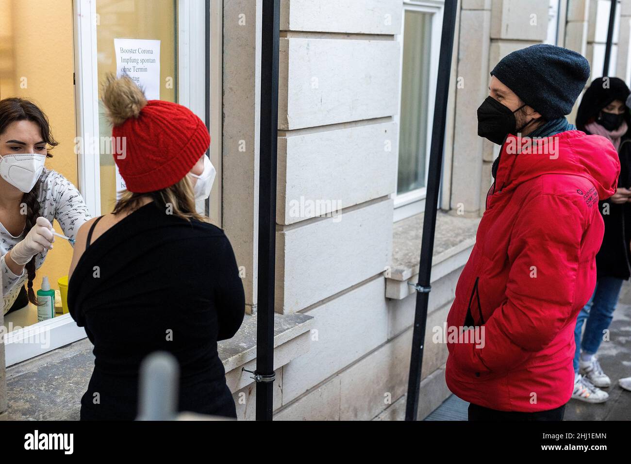 Page 10 Dpa Doctor High Resolution Stock Photography And Images Alamy