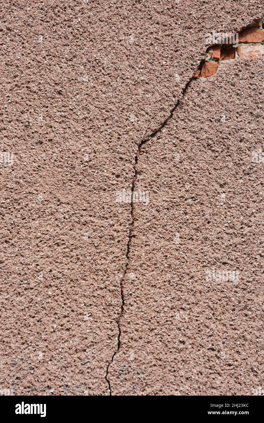How to Repair Wall Foundation Crack. Fixing Wall Crack Stock Photo Alamy