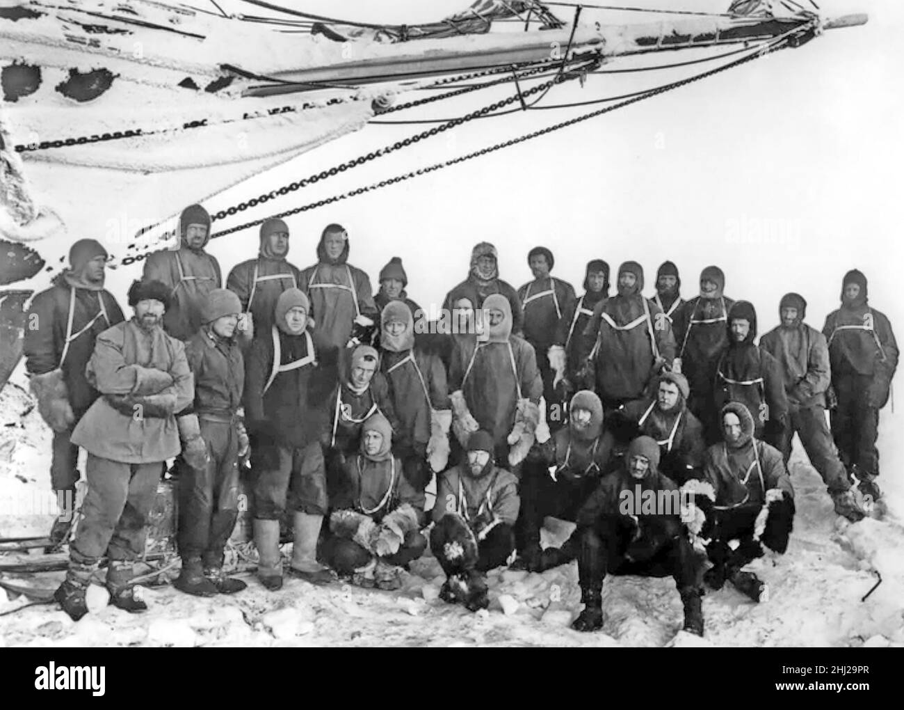 THE ENDURANCE crew during Robert Shackleton's Imperial Trans-Antarctic Expedition in 1916. Photo: Frank Hurley Stock Photo