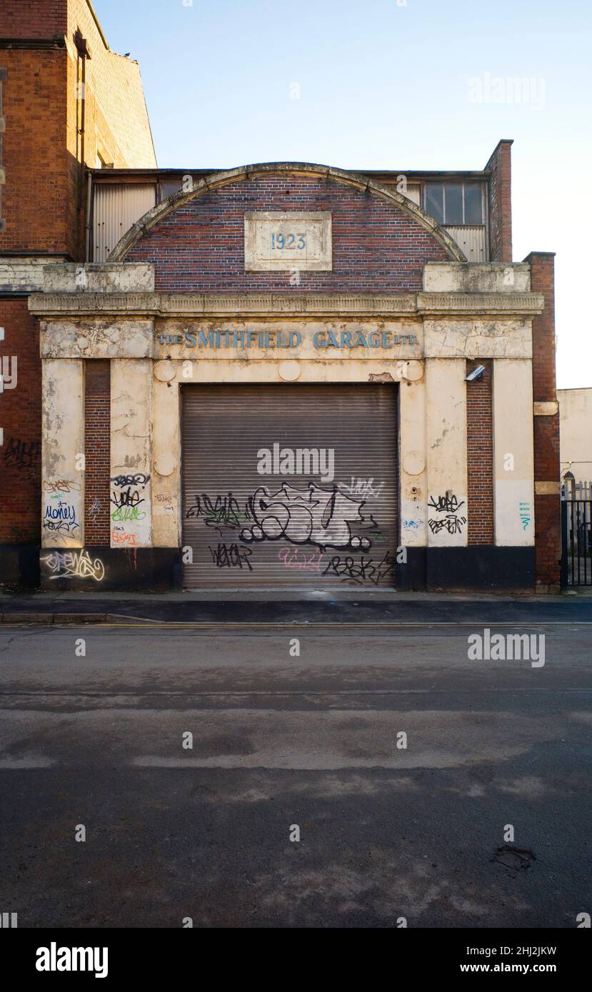 Empty 1923 build garage building in the Digbeth area of Birmingham ...