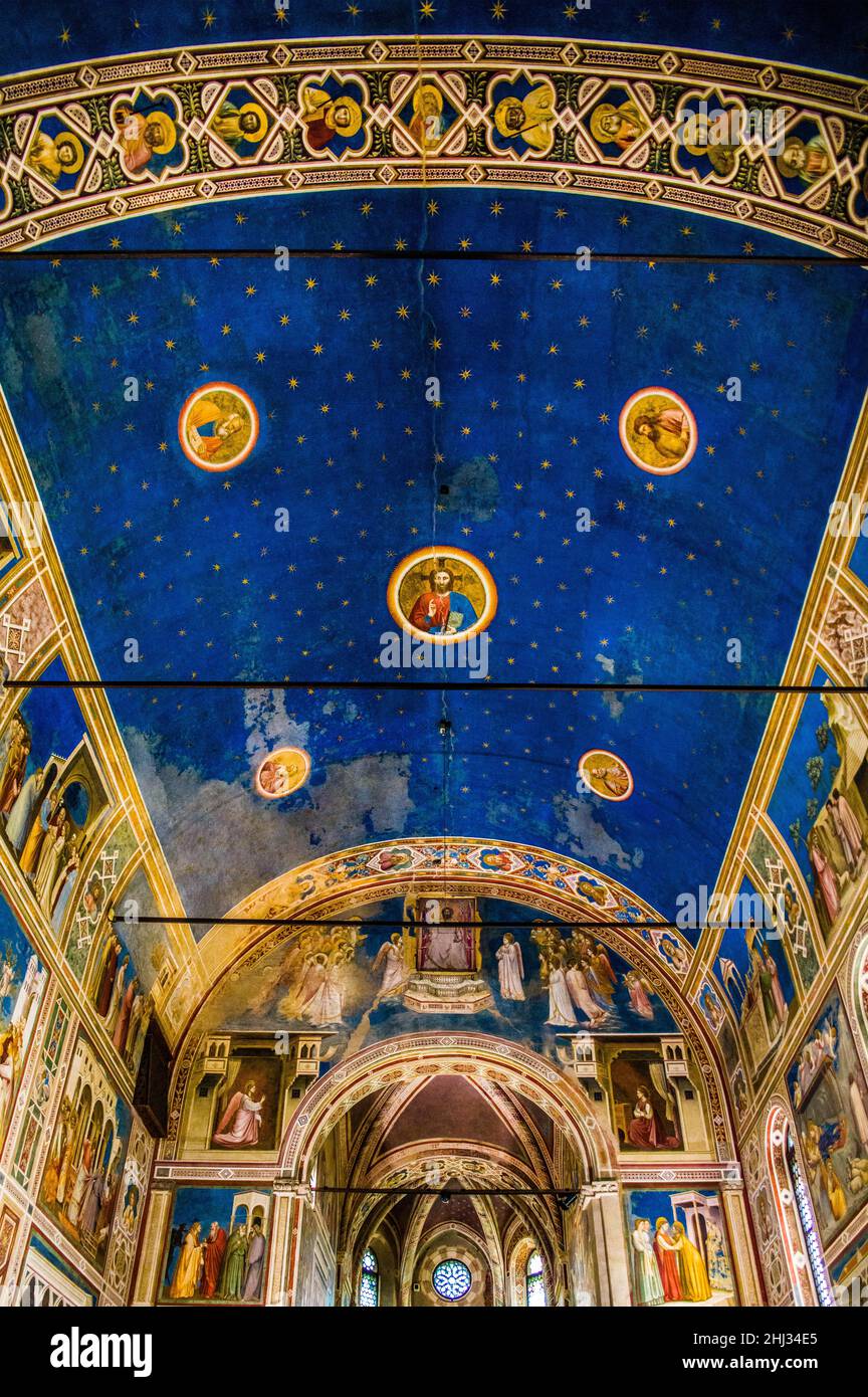 The Blues: Seeing Stars at Giotto's Cappella degli Scrovegni - Issimo