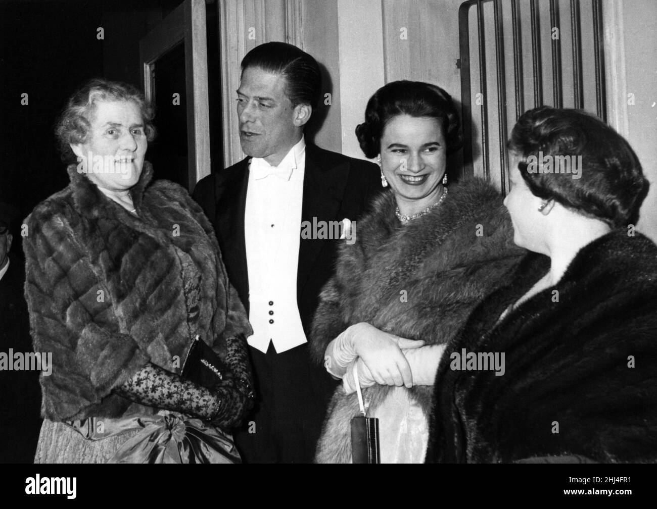 George Henry Hubert Lascelles, 7th Earl of Harewood, & Countess of Harewood arrive at the recording of the Hallé Centenary Concert 1958 at the Free Trade Hall in Manchester, 30th January 1958. Stock Photo