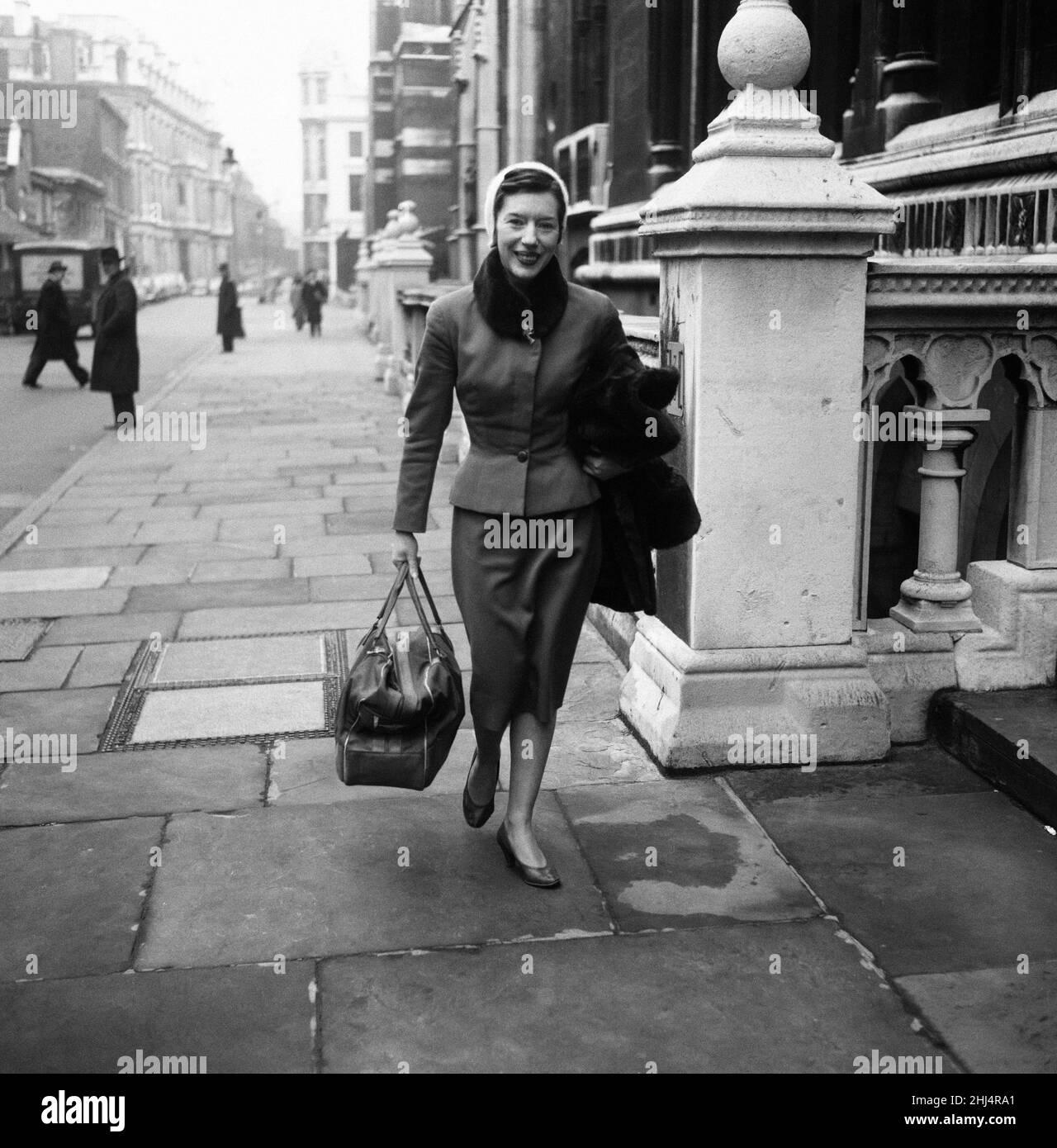 Ex-actress Pamela Berry stood up in the appeal court to plead with three judges that the laws of England were unfair to women. 14th December 1960. Stock Photo