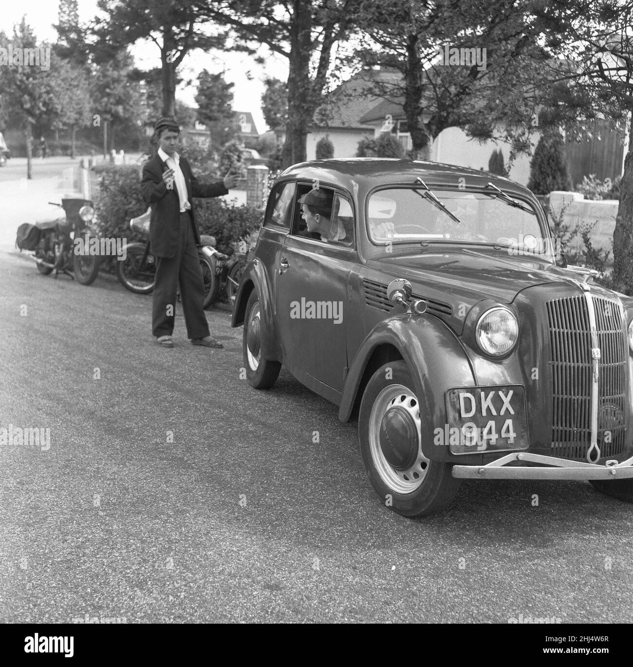6th Form pupils of Bournemouth Grammar School seen here parking the car after driving to school. 16th July 1960 Stock Photo
