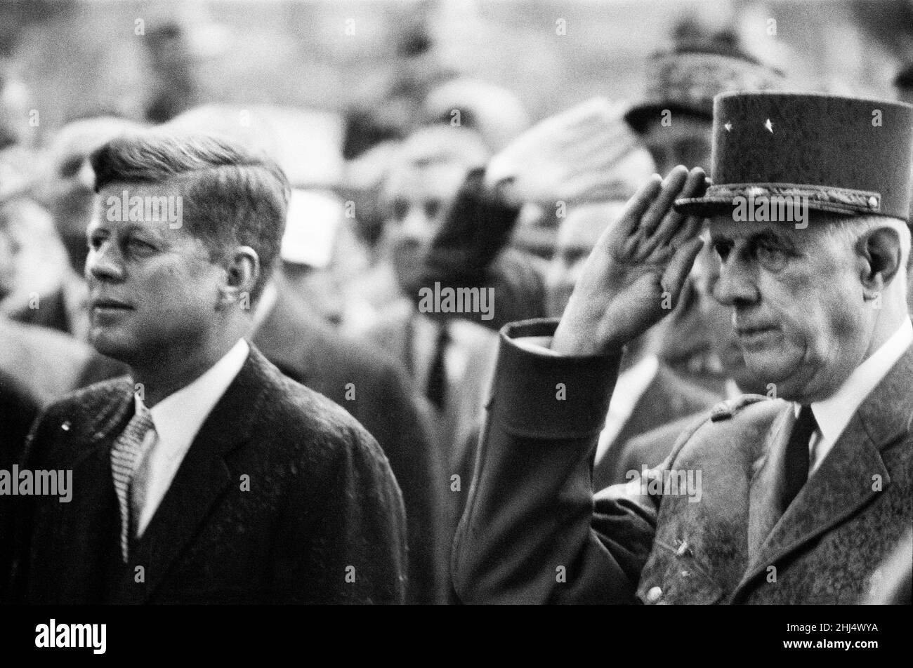 Visit of the American president John F Kennedy and his wife Jackie to Paris, France.The President with French President Charles De Gaulle.  31st May 1961. Stock Photo