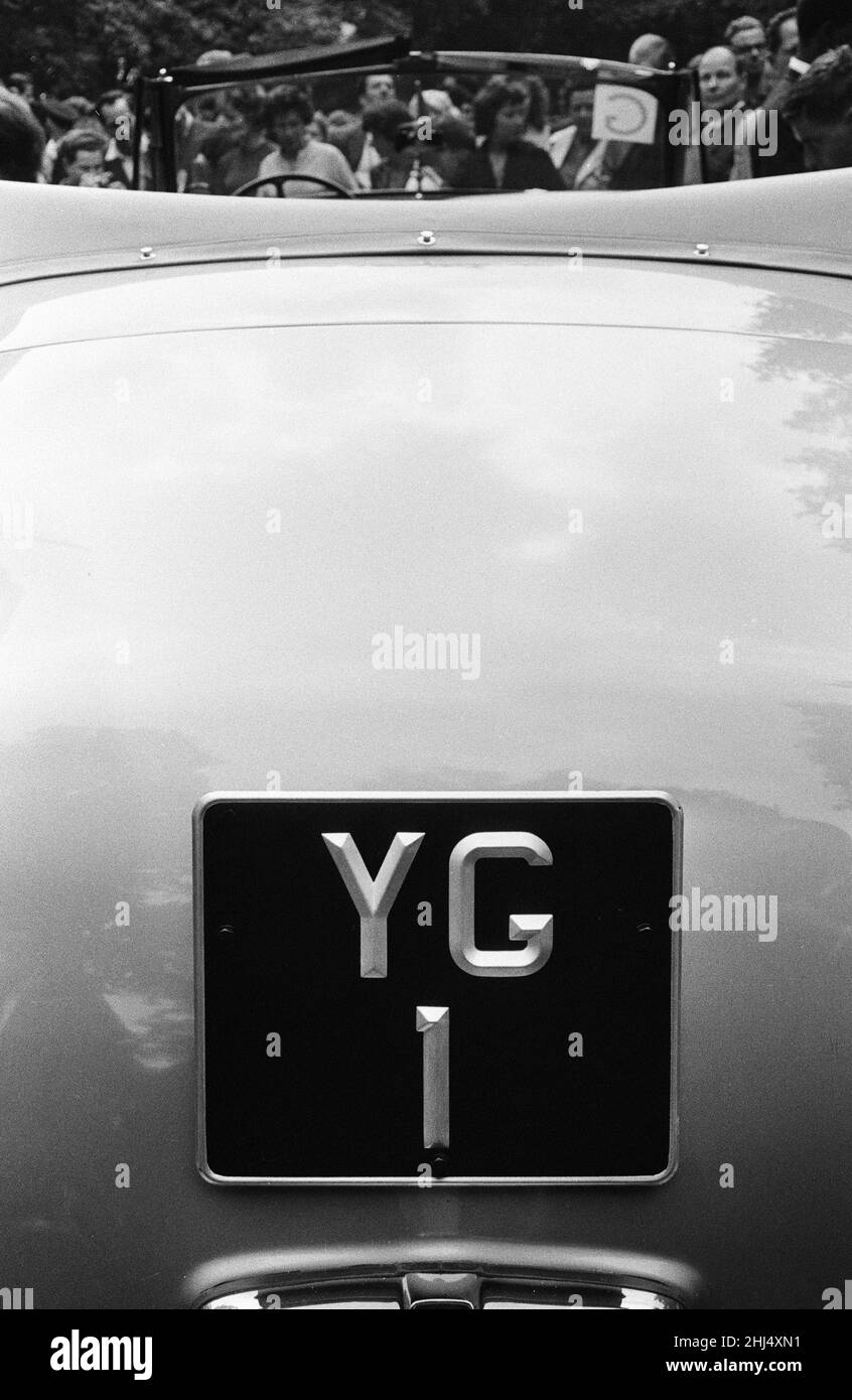 Yuri Gagarin,  Soviet Cosmonaut, the first human to journey into outer space when his Vostok spacecraft completed an orbit of the Earth (12th April 1961), visits Britain, Tuesday 11th July 1961. Our picture shows ... personalised number plate YG1 on Rolls Royce which chauffeured Yuri Gagarin to the Russian Embassy in Kensington Palace Gardens.  James Brewster, the official who helped organise Major Gagarin's visit, paid London County Council ¿5 for this special registration number. Stock Photo