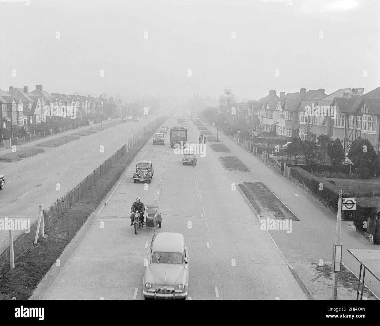 Traffic on the Kingston By-pass 13th April 1958 *** Local Caption *** watscan -  - 17/07/2009 Stock Photo
