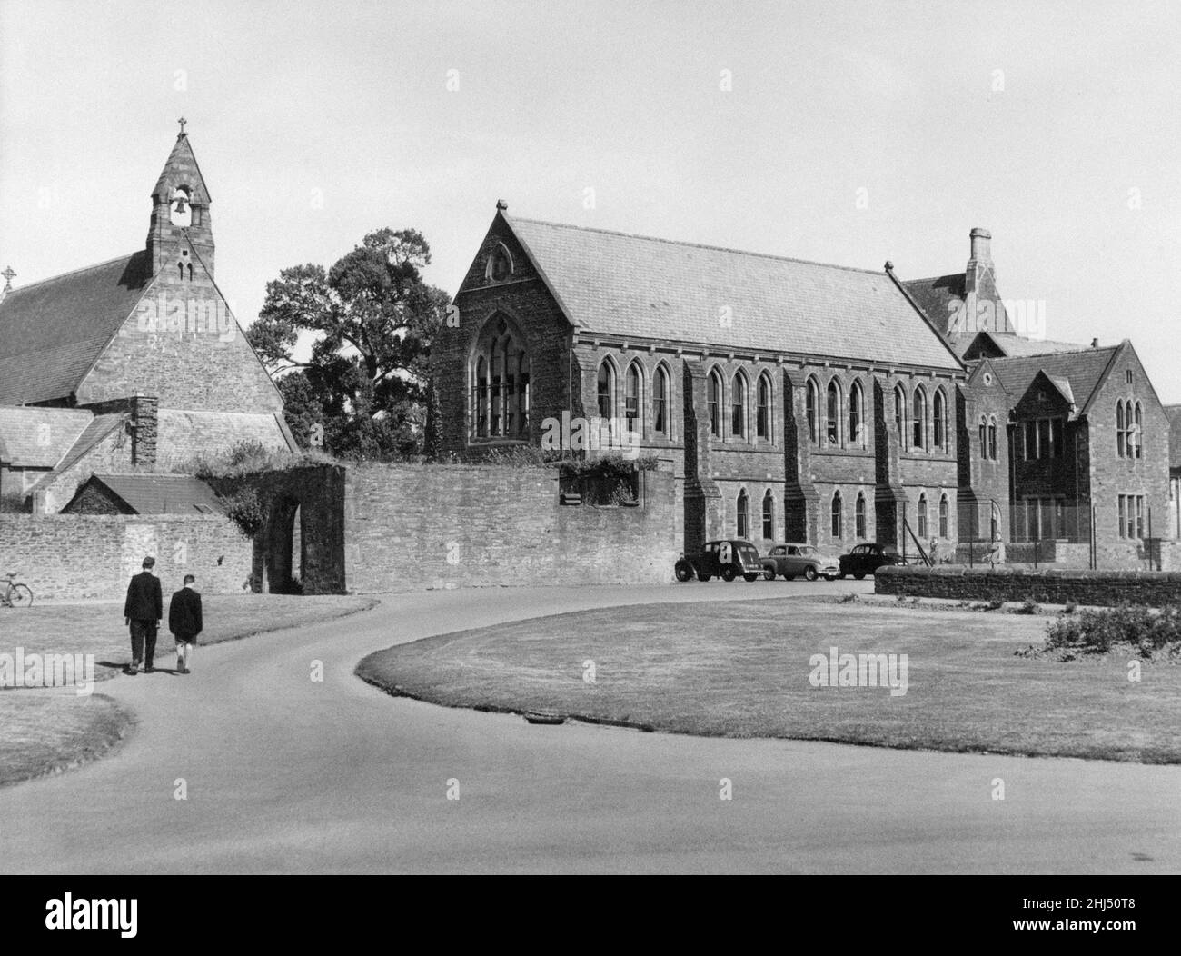 Christ College in Brecon, a market town and community in Powys, Mid Wales, 20th June 1957. A view of the school and chapel from near the main gate. Stock Photo