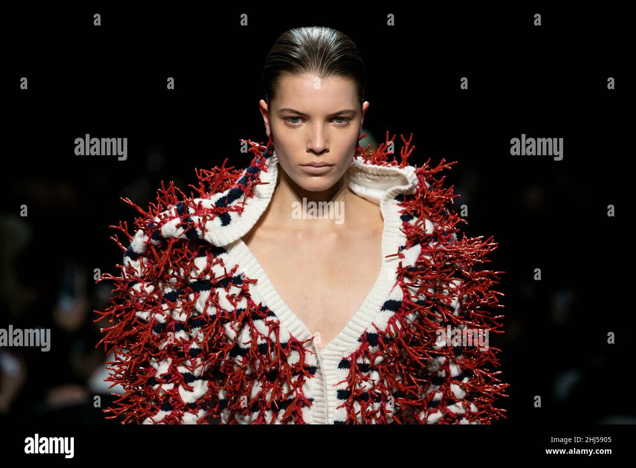 Paris, France. 26th Jan, 2022. JEAN PAUL GAULTIER Haute Couture SS22 Runway during Haute Couture Spring Summer 2022 - January 2022 - Paris, France 26/01/2022 Credit: dpa/Alamy Live News Stock Photo