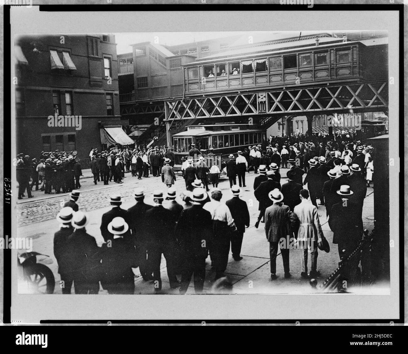 Strikes street railways hi-res stock photography and images - Alamy