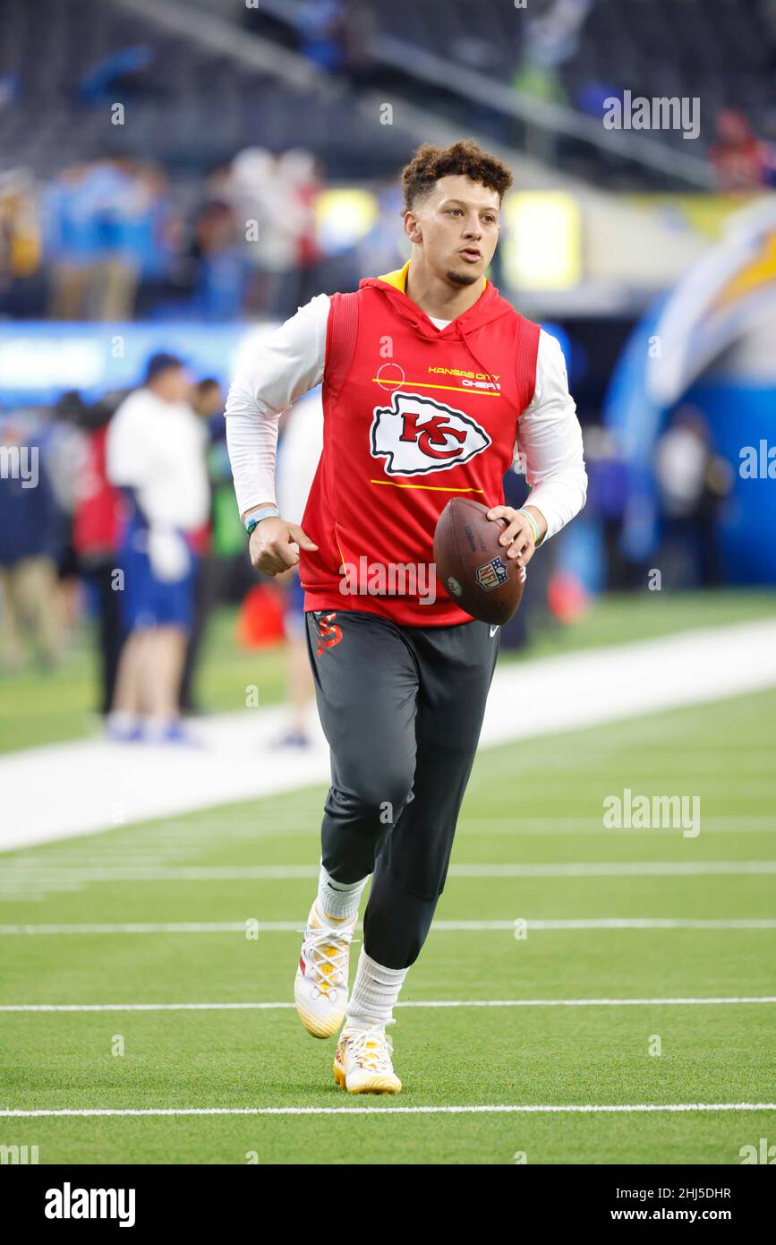 Inglewood, California, USA. 16th Dec, 2021. Kansas City Chiefs quarterback Patrick Mahomes II (15) in action before the NFL game between the Los Angeles Chargers and the Kansas City Chiefs at SoFi Stadium in Inglewood, California. Charles Baus/CSM/Alamy Live News Stock Photo