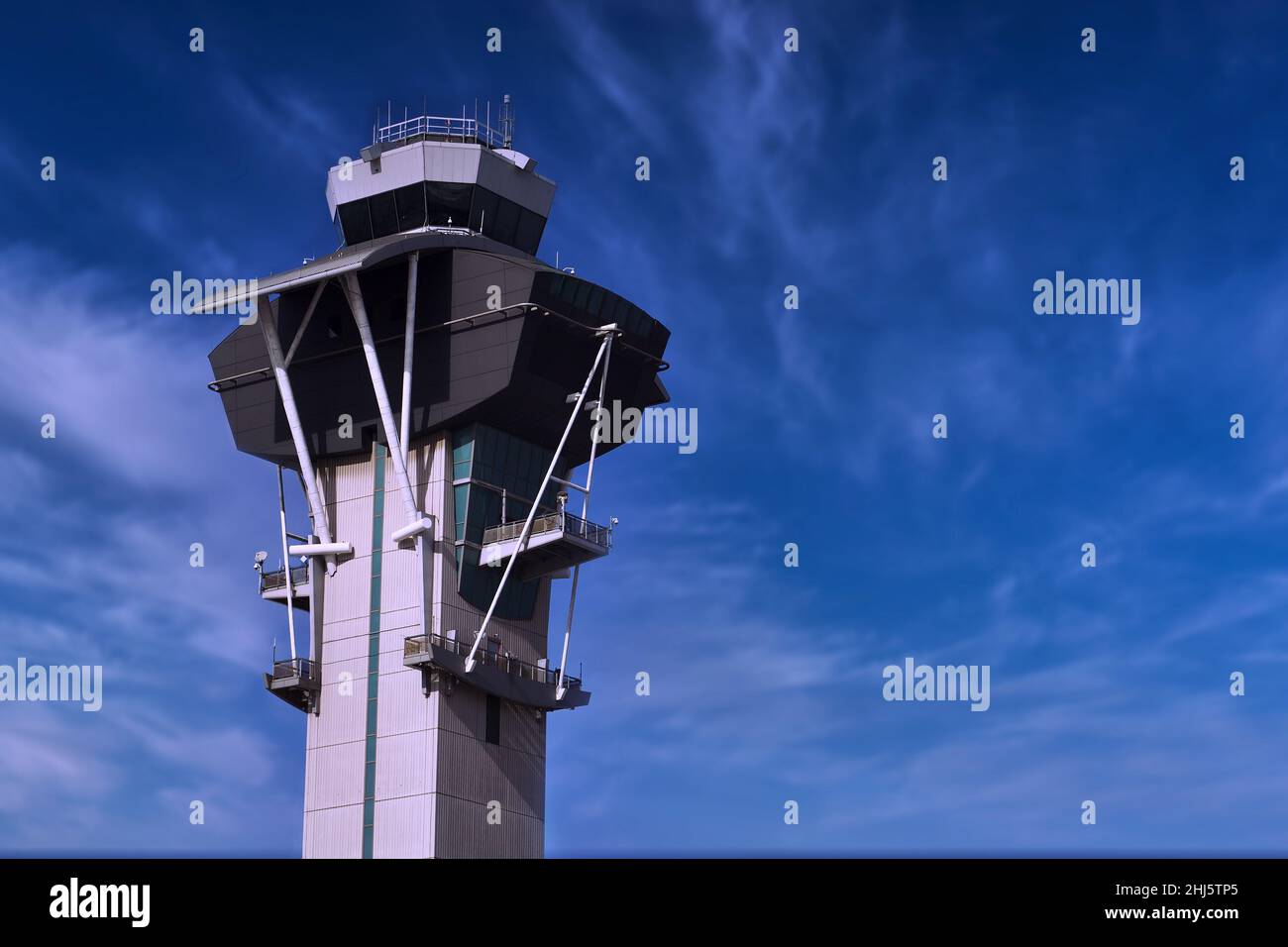 Control tower at Los Angeles International Airport Stock Photo Alamy