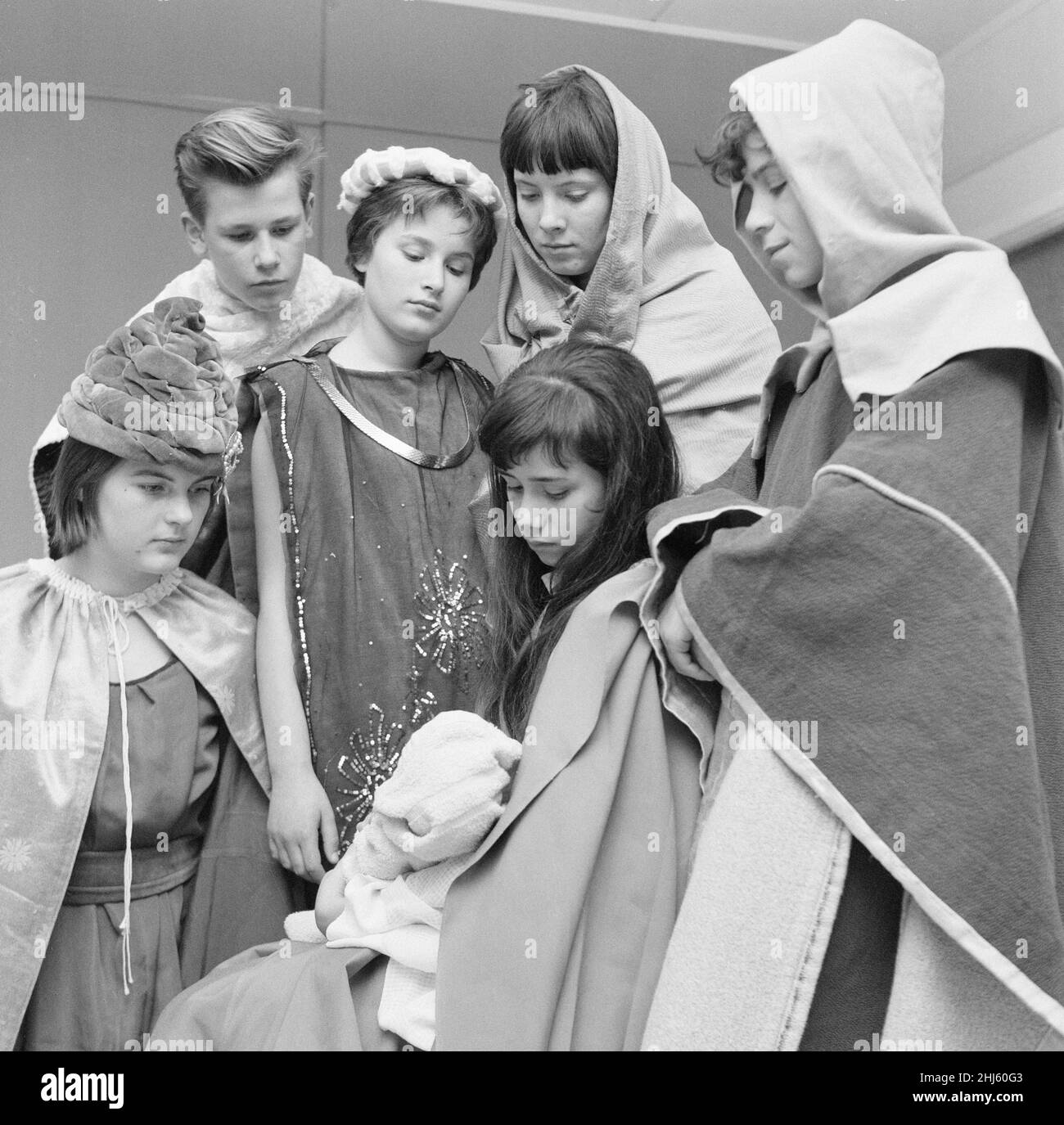 Children in rehearsals for Christmas Play at Pestalozzi Village for Children in Sedlescombe, East Sussex, December 1960. The community is named after eighteenth century Swiss educationalist, Johann Heinrich Pestalozzi, who devoted his life to closing divisions in society through education of the whole person - their Head, Heart and Hands. Stock Photo