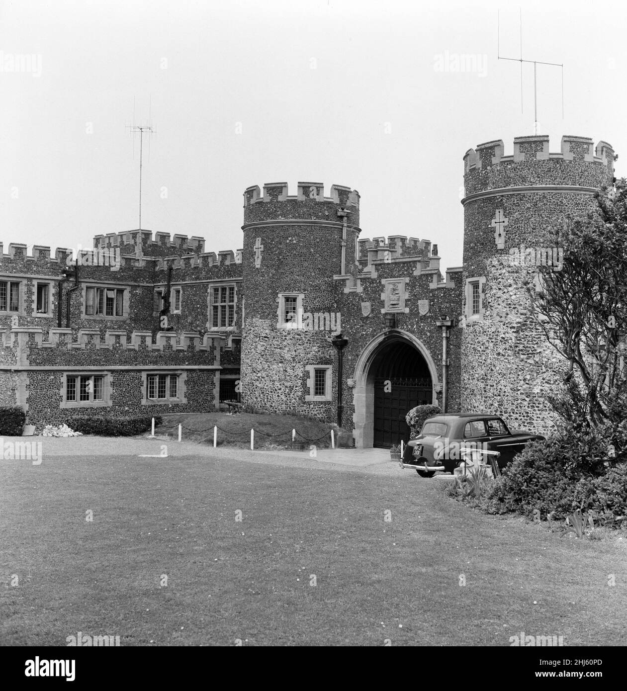Kingsgate Castle, Broadstairs, Kent. 26th September 1958 Stock Photo