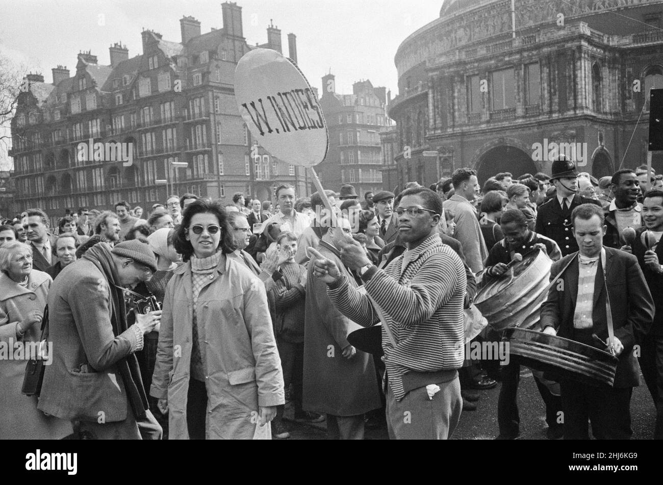 Ban The Bomb movement four day march from the Atomic Weapons Research Establishment at Aldermaston, Berkshire, to Trafalgar Square, London, Monday 30th March 1959. Our Picture Shows ... West Indian contingent in the anti-H bomb march.¿The second annual Easter march was organised by the Campaign for Nuclear Disarmament.  Tens of thousands of people marked the end of the Aldermaston march with a rally in central London. This was the largest demonstration London had seen in the 20th Century. Stock Photo