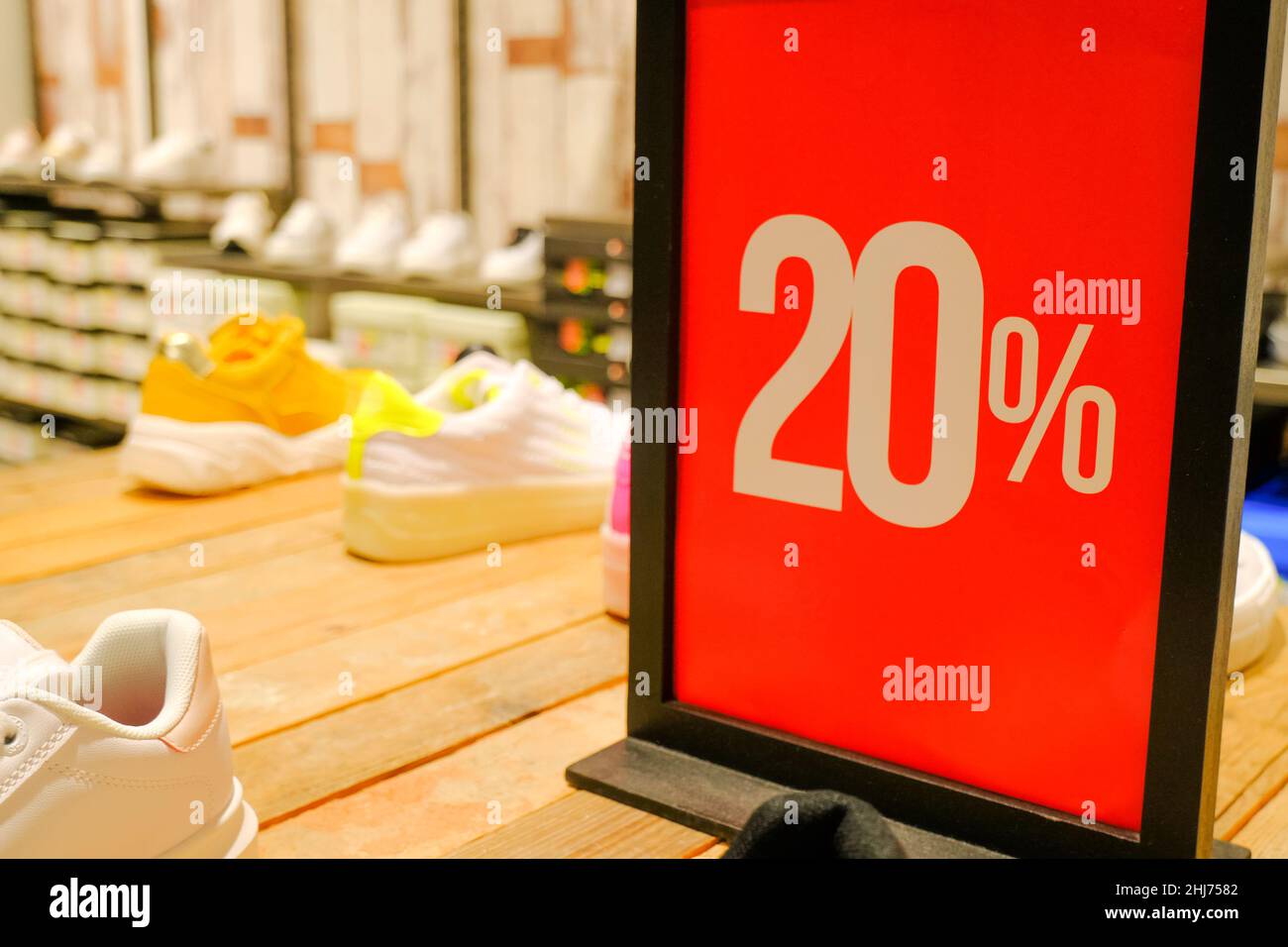 Shoes sale sign hi-res stock photography and images - Alamy