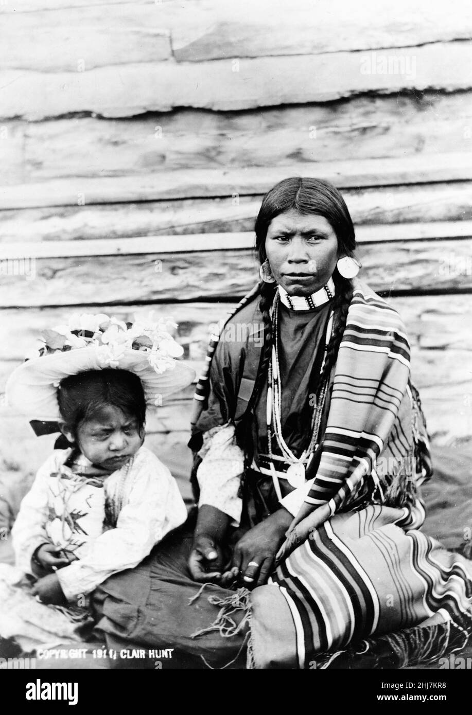 Columbia mother and child. Antique and vintage photo - Native american / Indian / American Indian. C 1912. Stock Photo