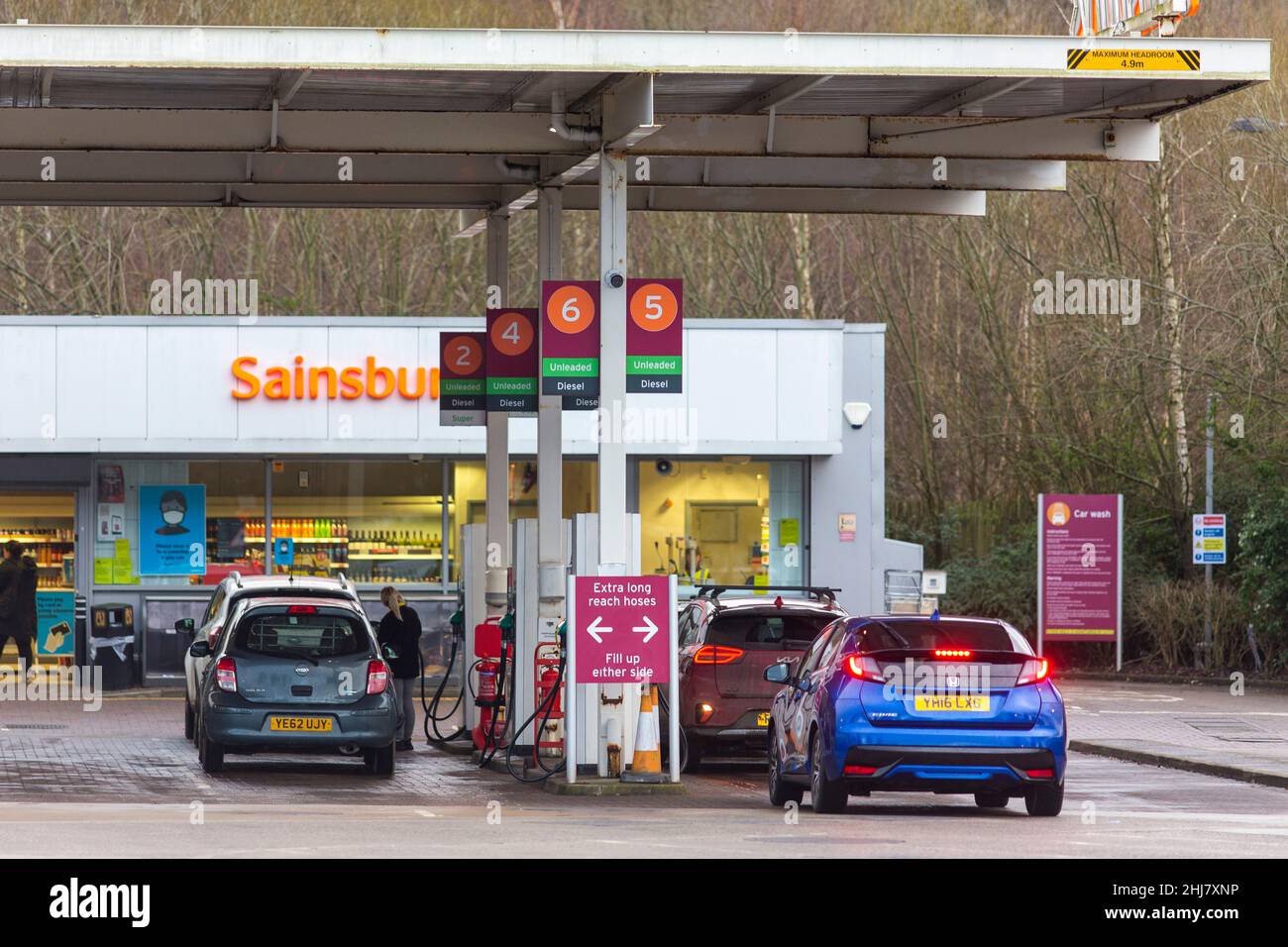 Halifax, West Yorkshire, UK. 27th Jan, 2022. Petrol and diesel prices
