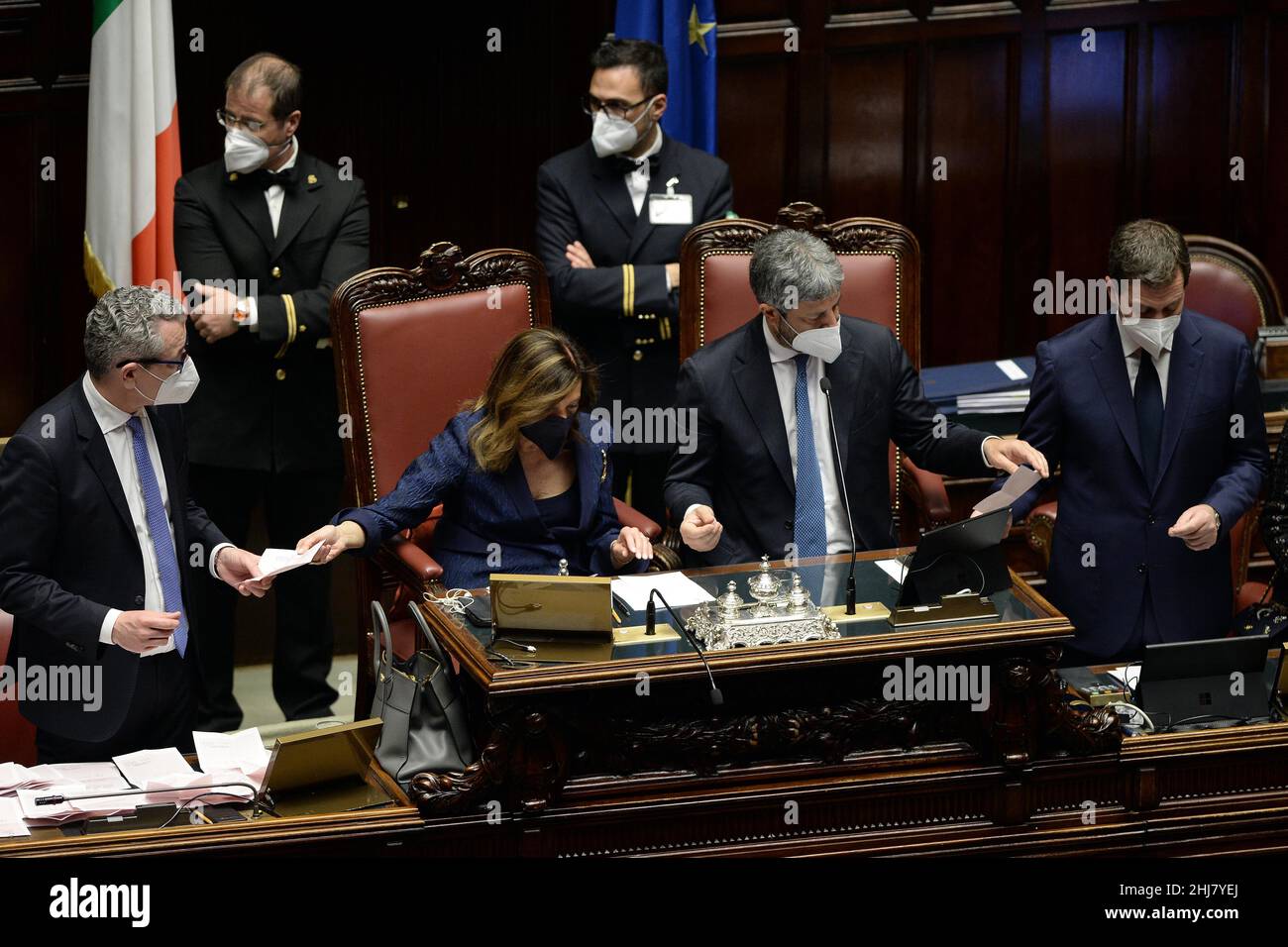 Italy, Rome, January 26, 2022 : Italian Parliament, Chamber of Deputies. Third vote for the election of the Italian President of the Republic In the picture : Maria Elisabetta Alberti Casellati (President of the Senate) and Roberto Fico (President of the Chamber of Deputies) during the counting of ballot papers    Photo © Fabio Cimaglia/Sintesi/Alamy Live News Stock Photo