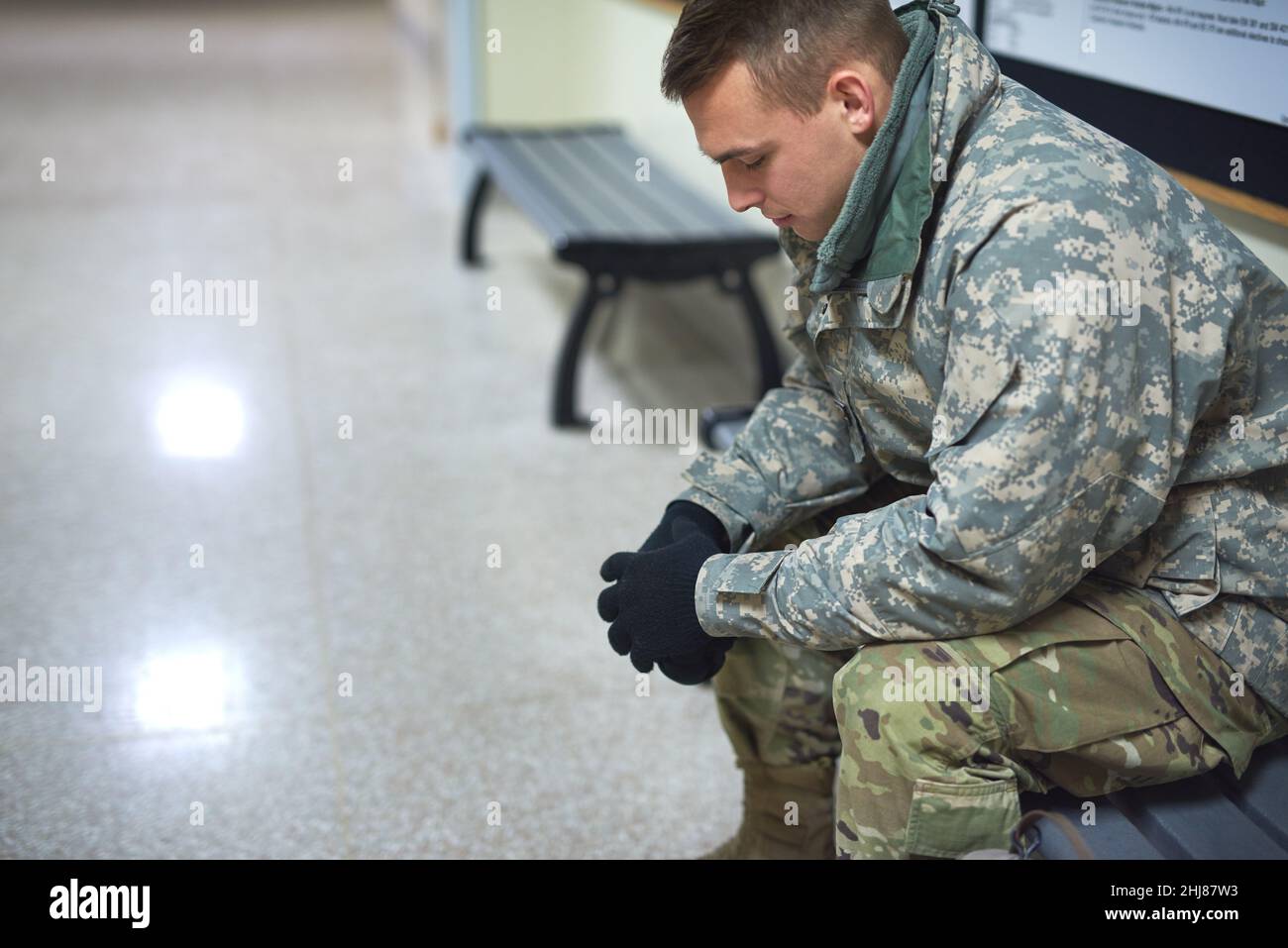 Гранатомет рпг-18. Soldier sitting. В военном деле он был. Военные предметы. Н.