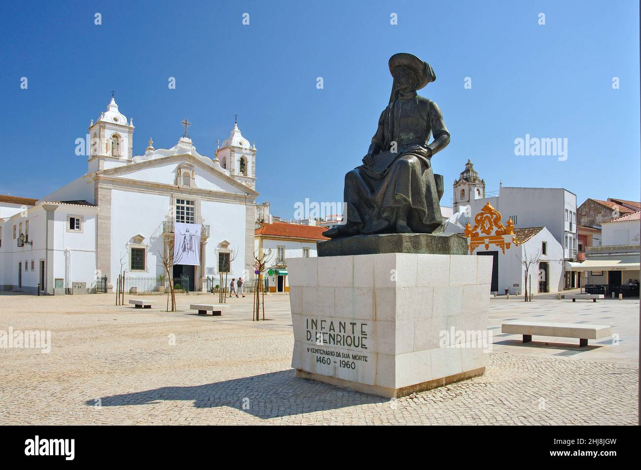 Infante D' Henrique Statue, Praca da Republica, Lagos, Algarve Region, Portugal Stock Photo