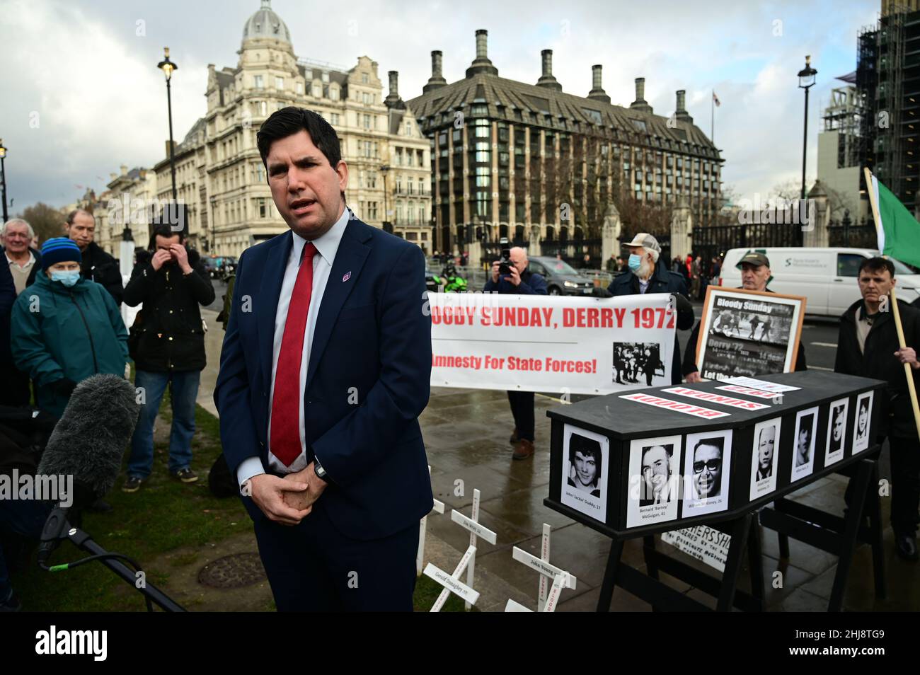 Parliament Square, London, UK. January 27th 2022. Speaker Richard Burgon attends the rally to Remember Bloody Sunday, Derry 1972. The Irish people want justice of the Bloody Sunday, Derry 1972 and Irish people should have the courage United Ireland. Credit: Picture Capital/Alamy Live News Stock Photo