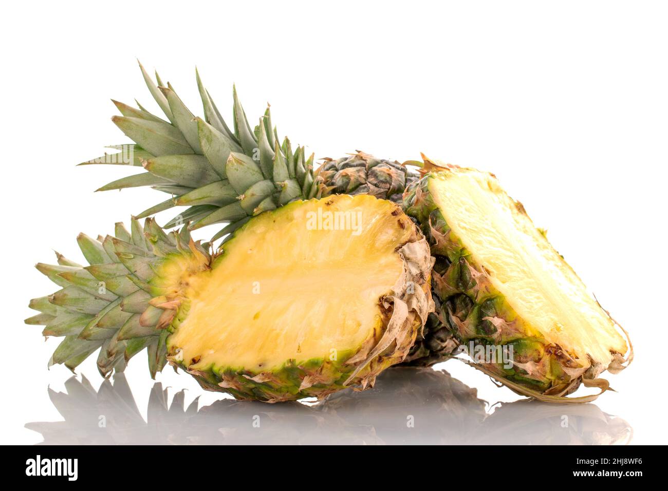 Pineapple cut in half hi-res stock photography and images - Alamy