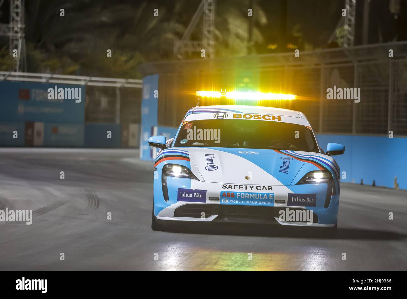 safety car action, during the 2022 Diriyah ePrix, 1st and 2nd round of