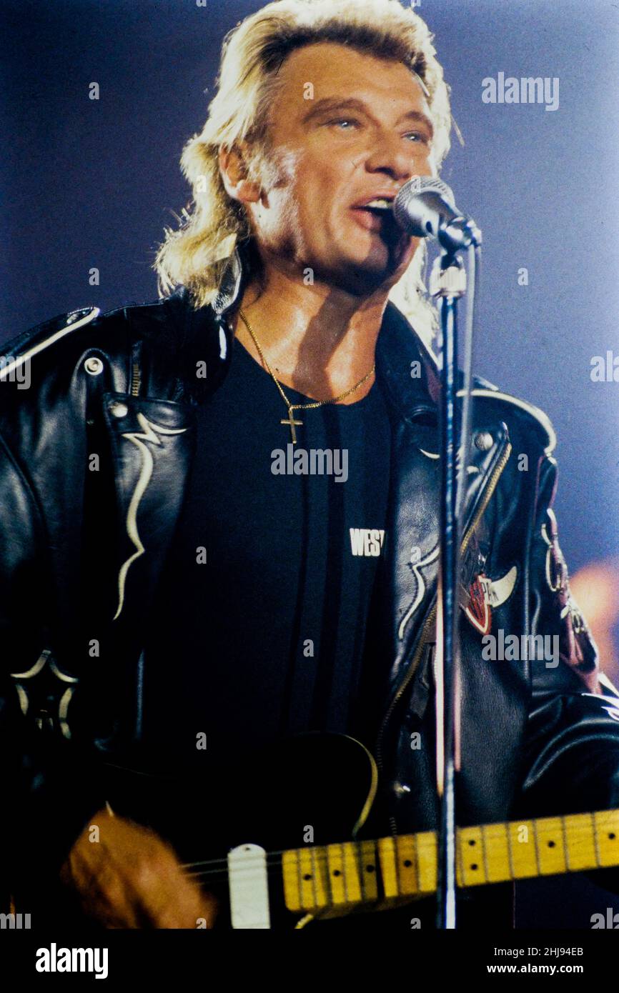 Johnny Rokker Rave Singer Johnny rocker hi-res stock photography and images - Alamy
