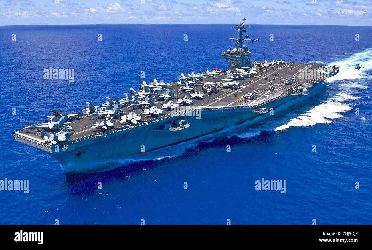 USS CARL VINSON (CVN-70) US  Navy aircraft carrier on patrol in the Pacific in 2014. Photo: Coffer/US Navy Stock Photo