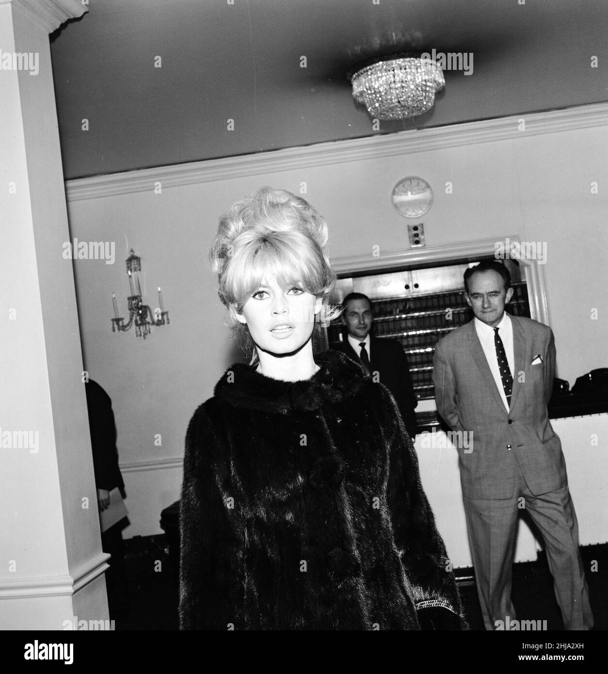 Brigitte bardot actress 1963 hi-res stock photography and images - Alamy
