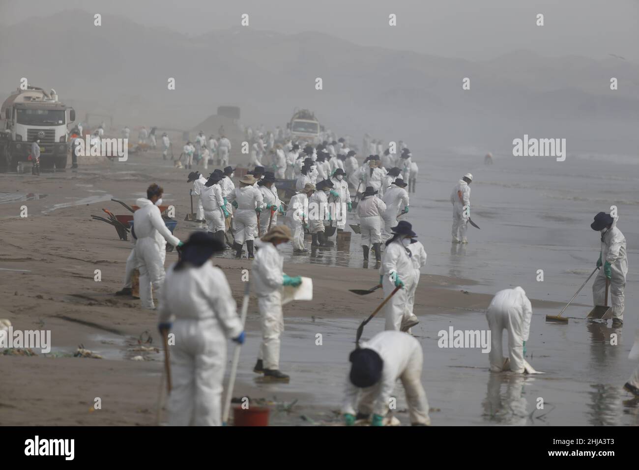 Repsol oil peru hires stock photography and images Alamy