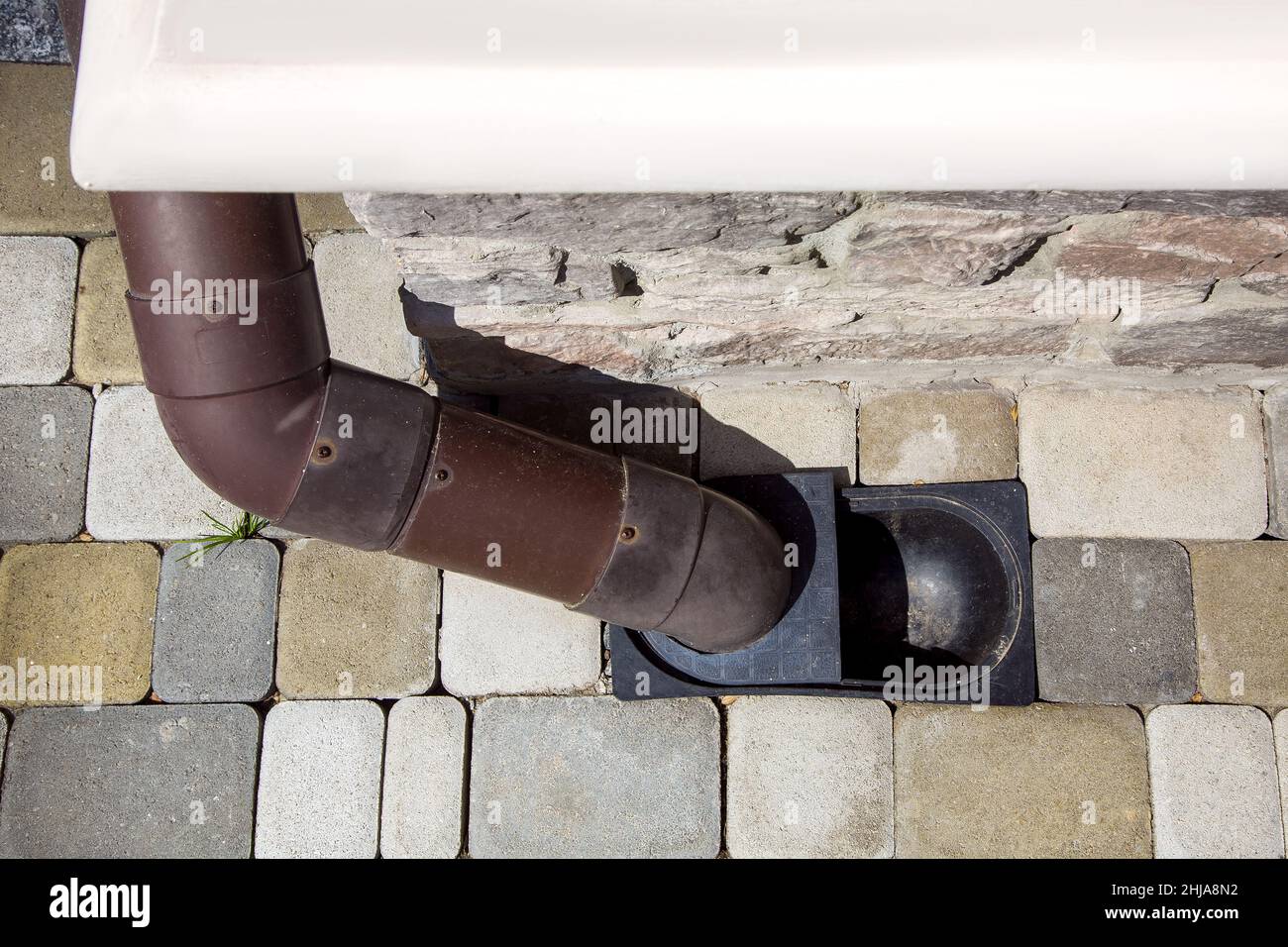 Drainpipe downpipe drain down pipe hires stock photography and images