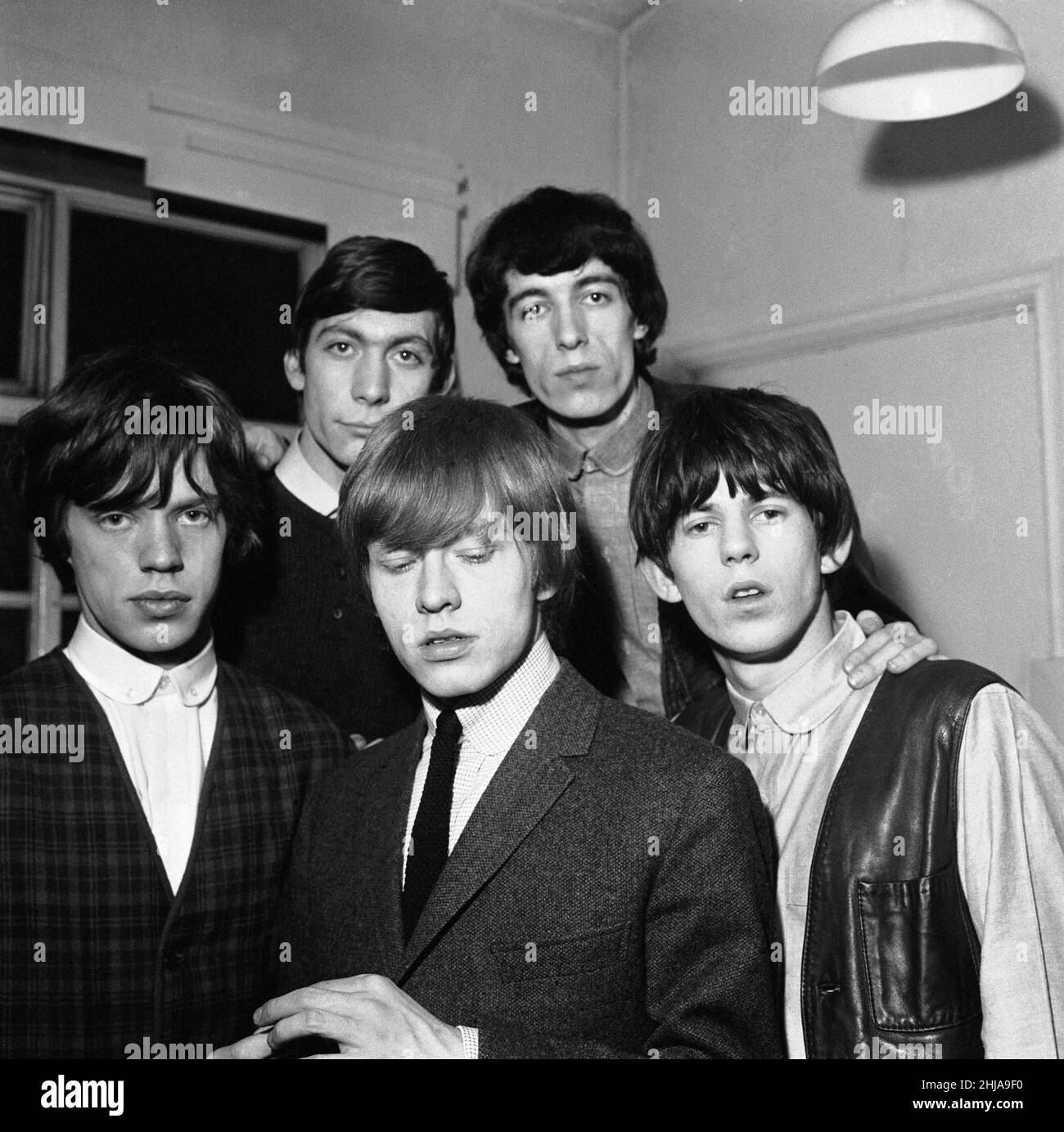 Top of the pops 1964 hi-res stock photography and images - Alamy