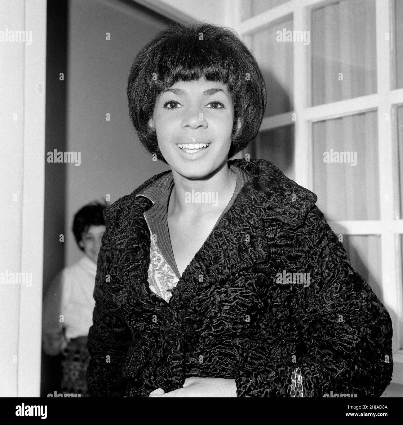 Shirley Bassey pictured in her flat in Victoria, London. 20th May 1964. Stock Photo