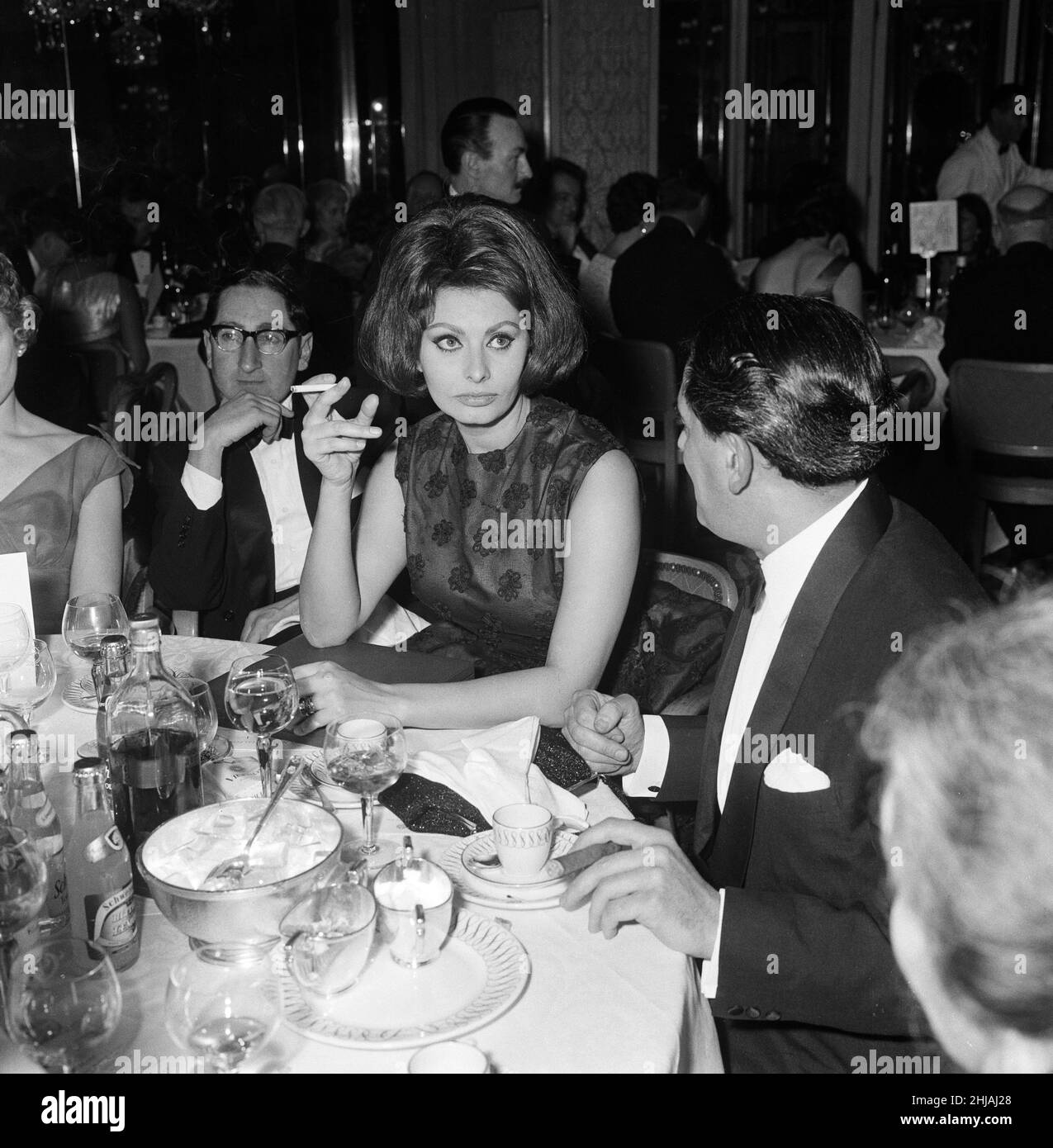 Sophia Loren At The British Film Academy Awards Sophia Loren Received sophia-loren-at-the-british-film-academy-awards-sophia-loren-received