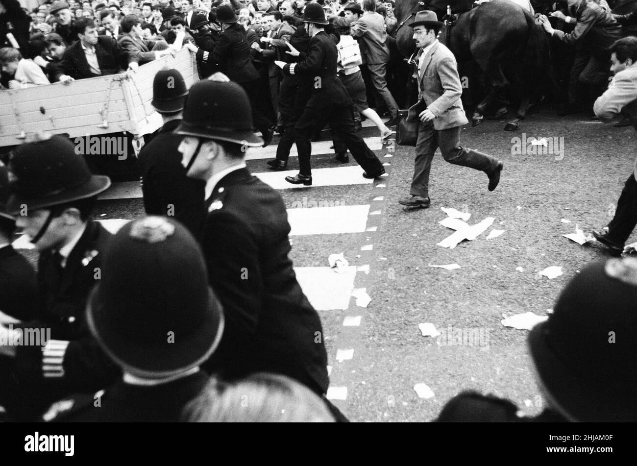 Mosley Rally Ridley Road, London, Tuesday 31st July 1962. A large crowd gathers in ...